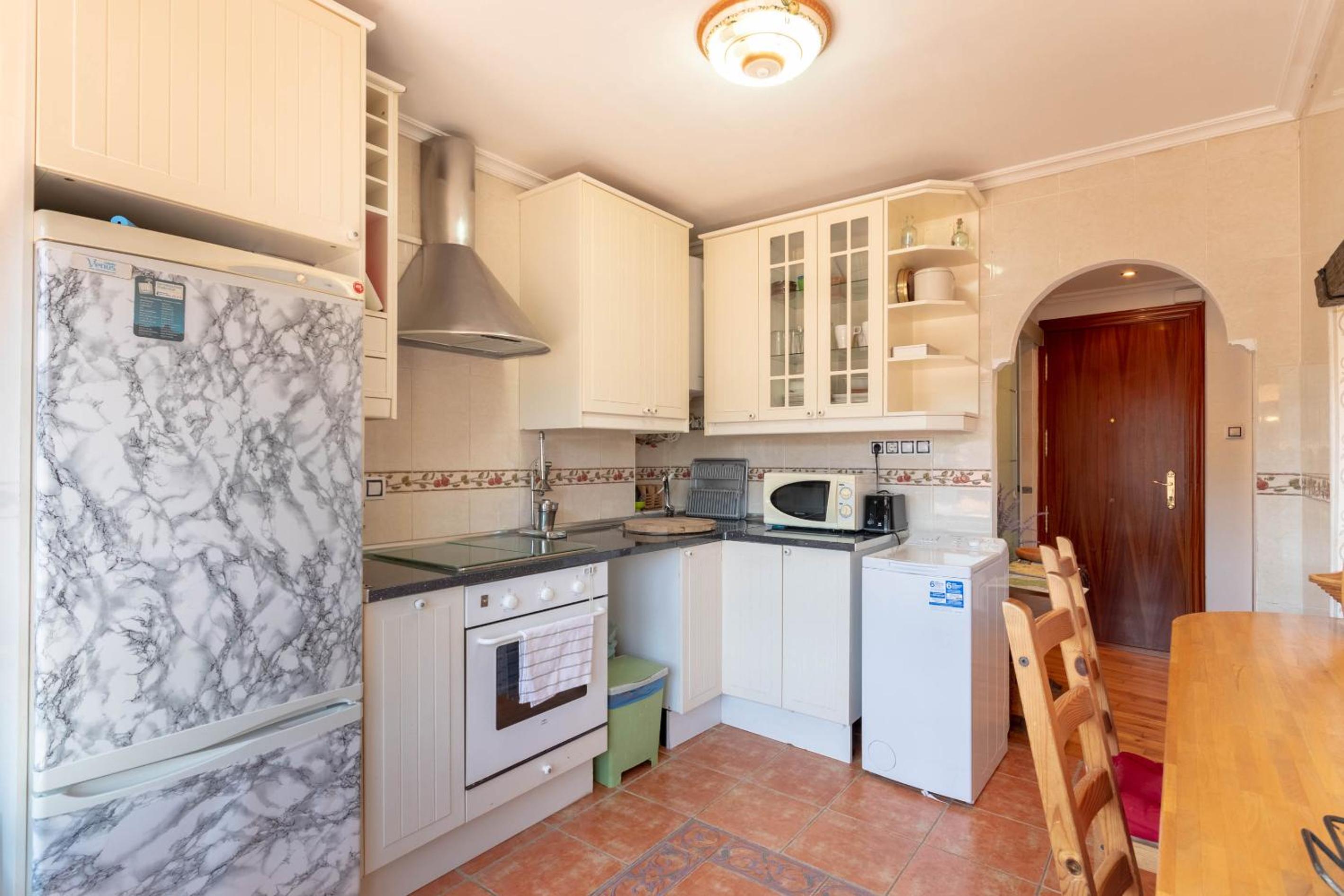 Apartment - Photo 34