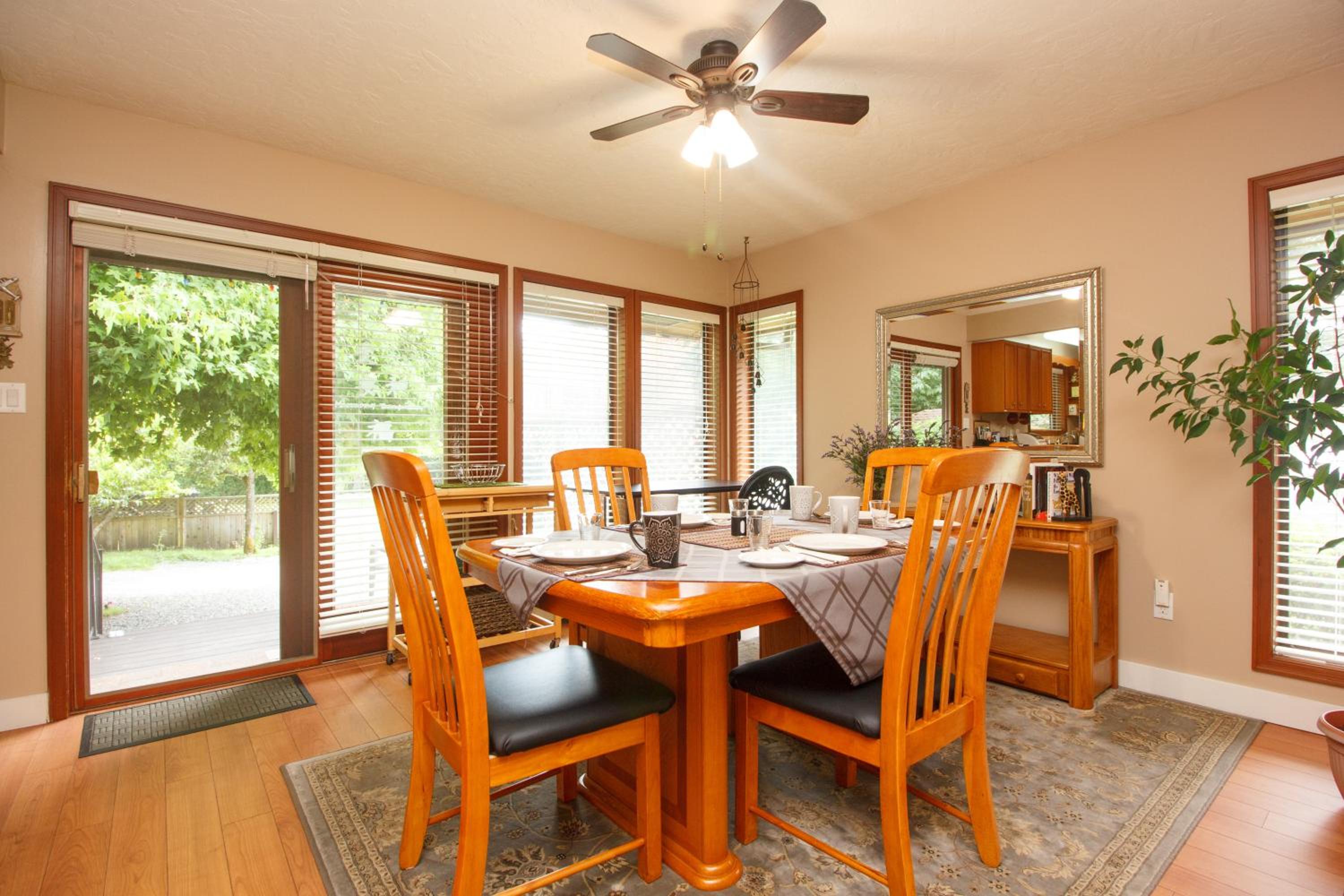 Two-Bedroom House photo 3