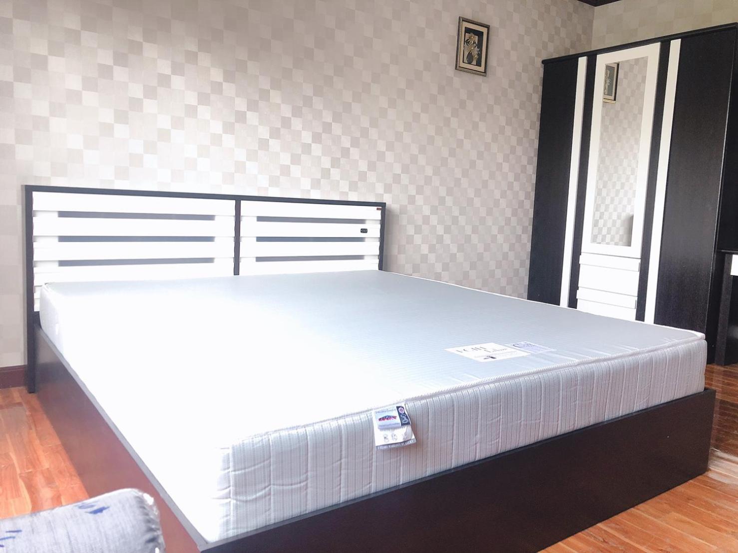 Deluxe Room (2 Adults + 1 Child) - Photo 14