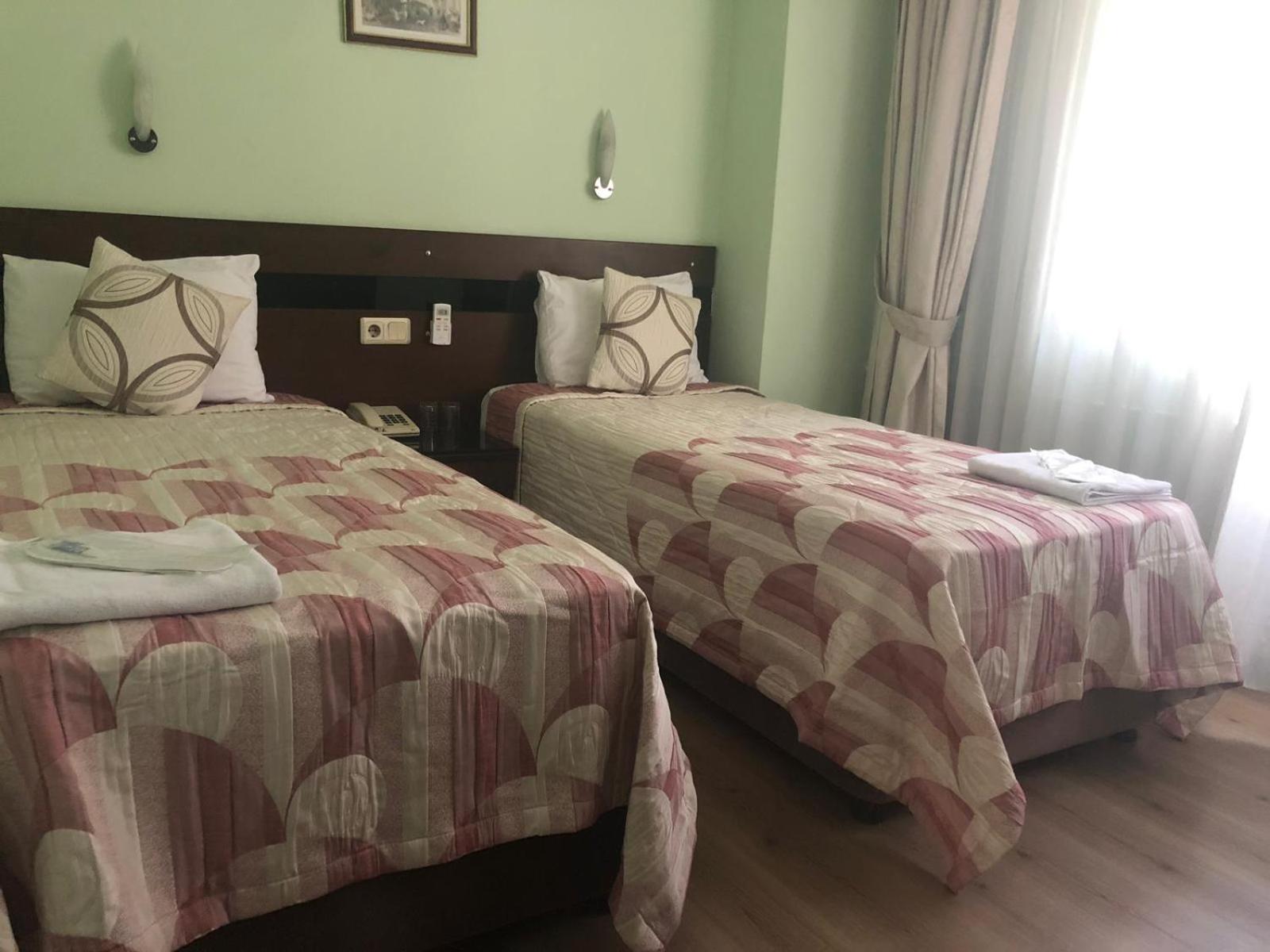 Standard Twin Room photo 1