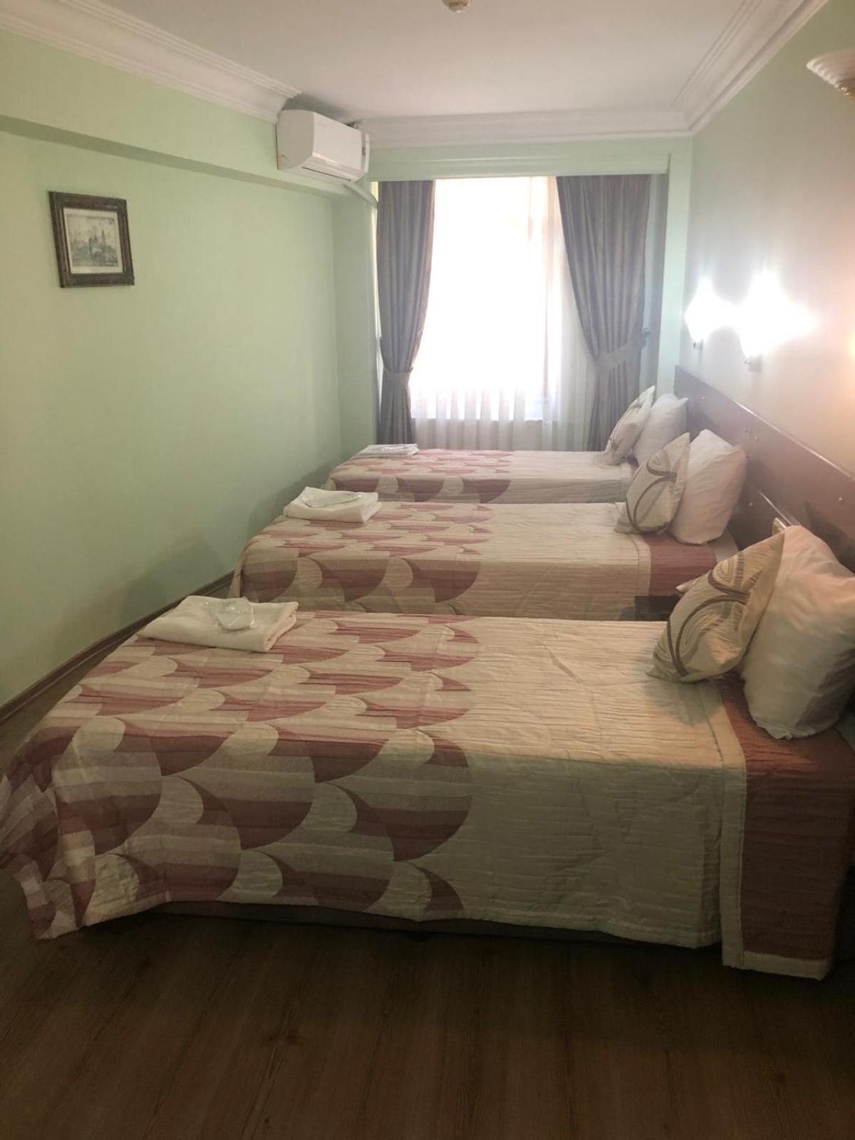 Standard Triple Room photo 3