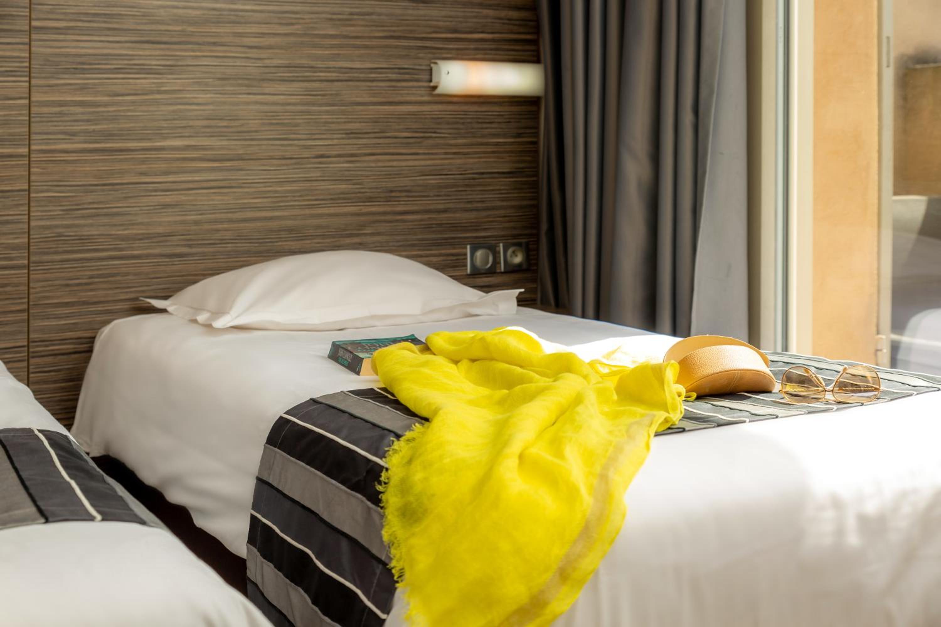 Comfort Twin Room - Photo 3