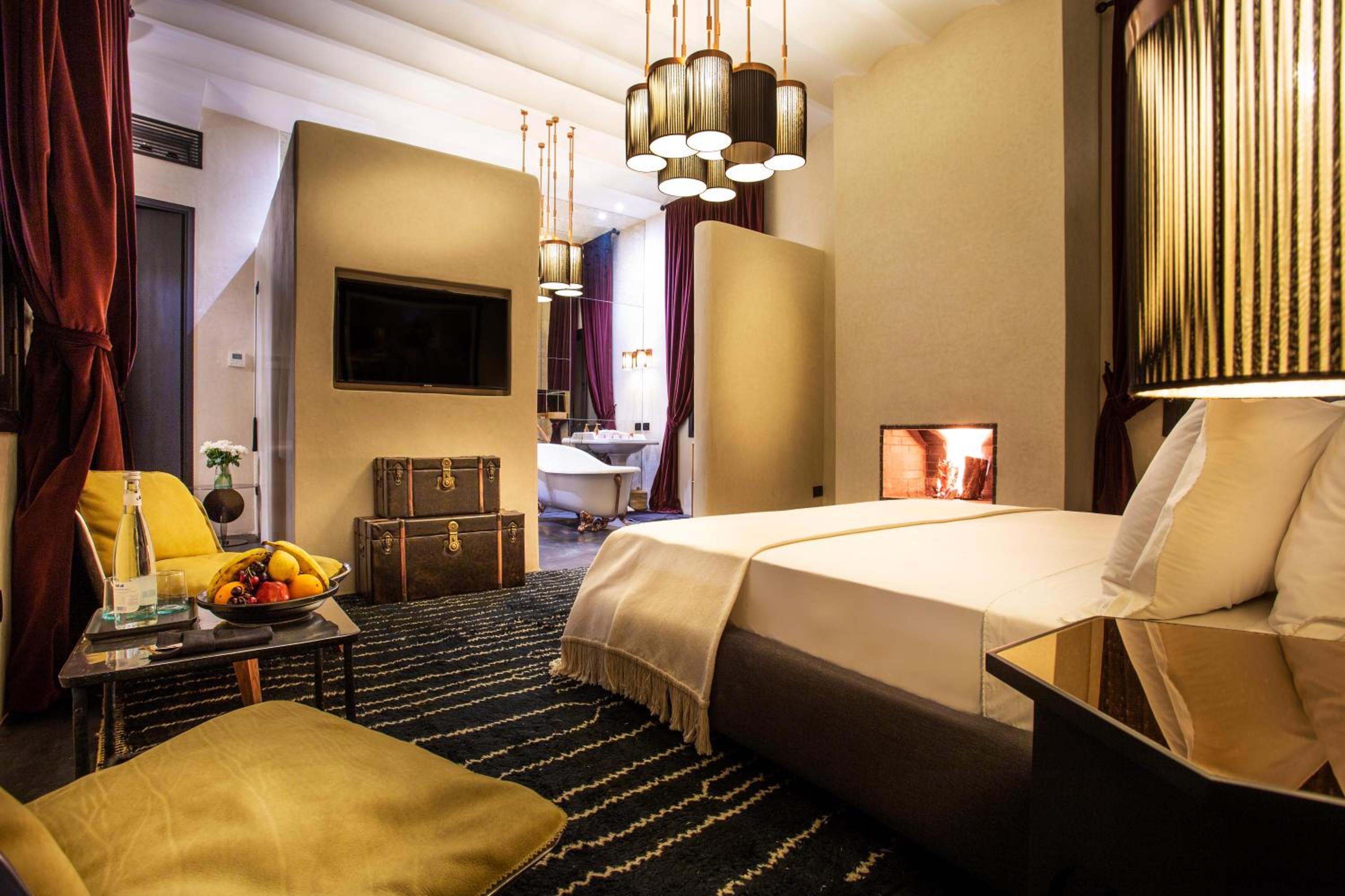 Superior King Suite