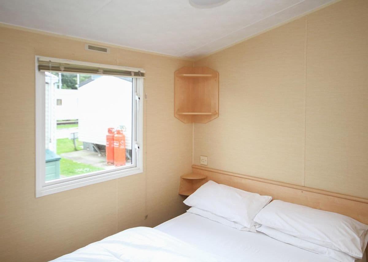 Mobile Home photo 3