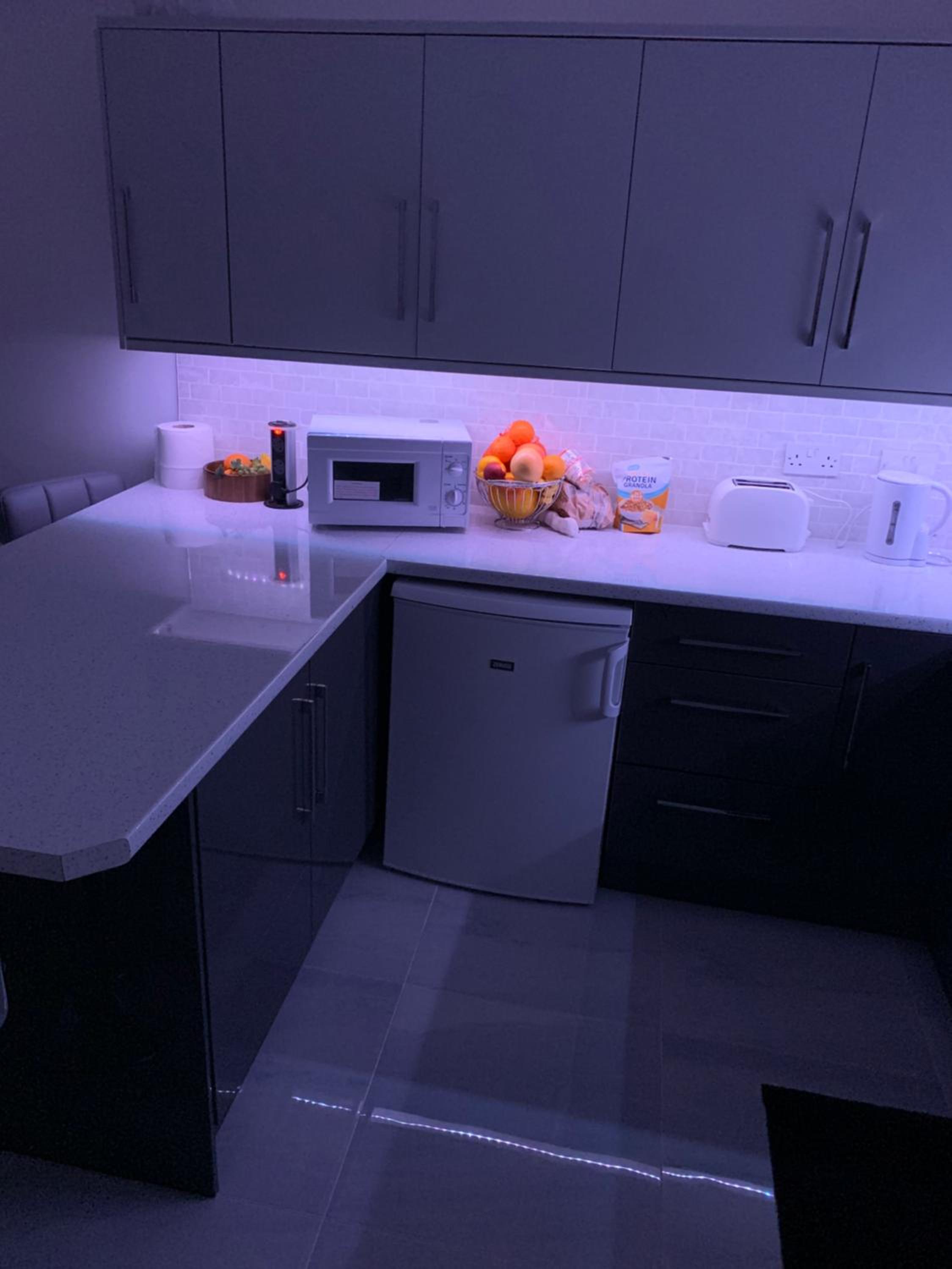 Two-Bedroom Apartment - Photo 16