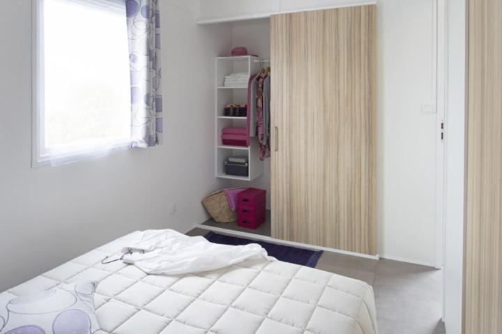 Comfort Mobile Home (2 bedrooms) - Photo 2