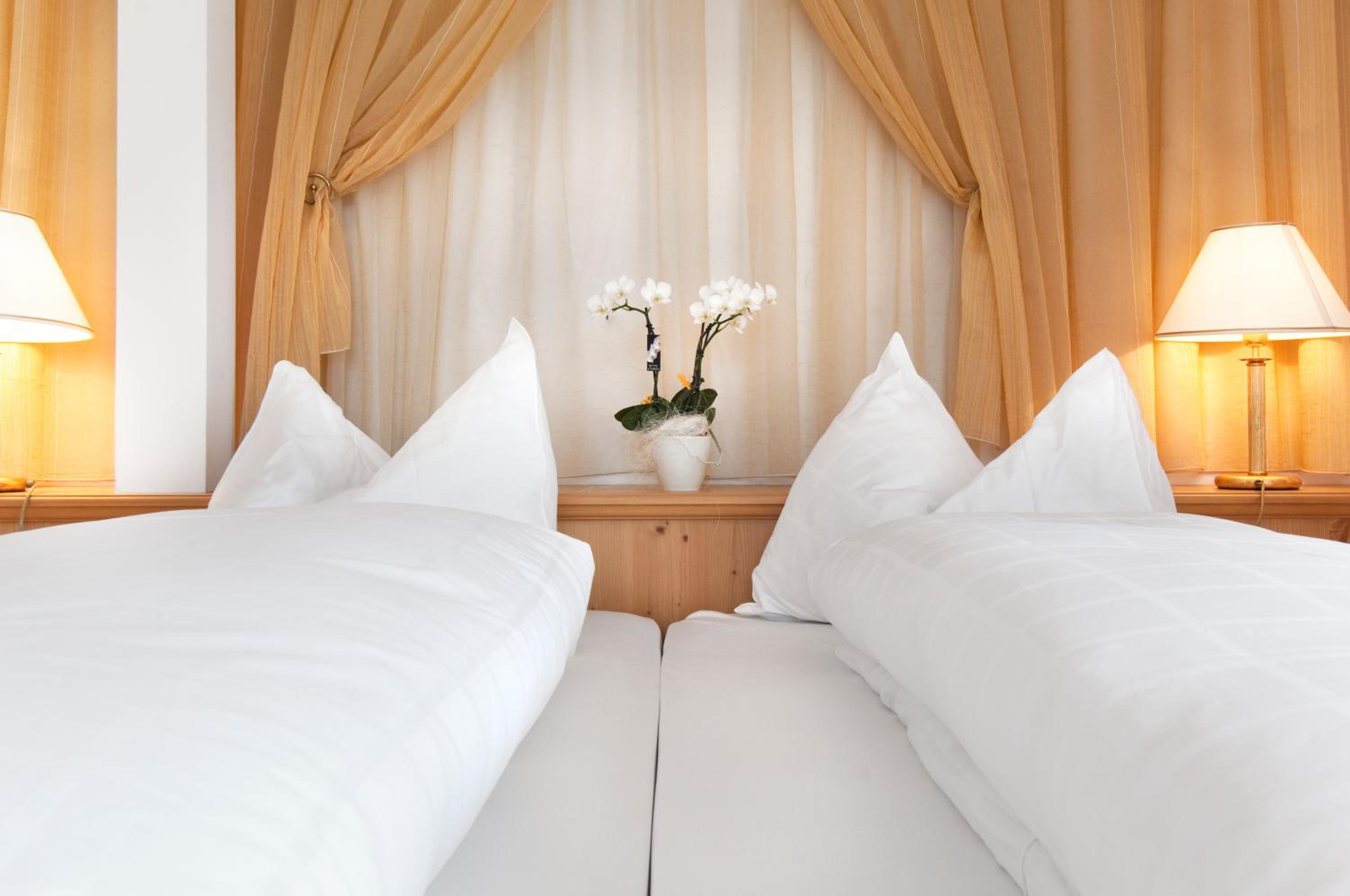Superior Double-Room with Balcony  - Photo 2