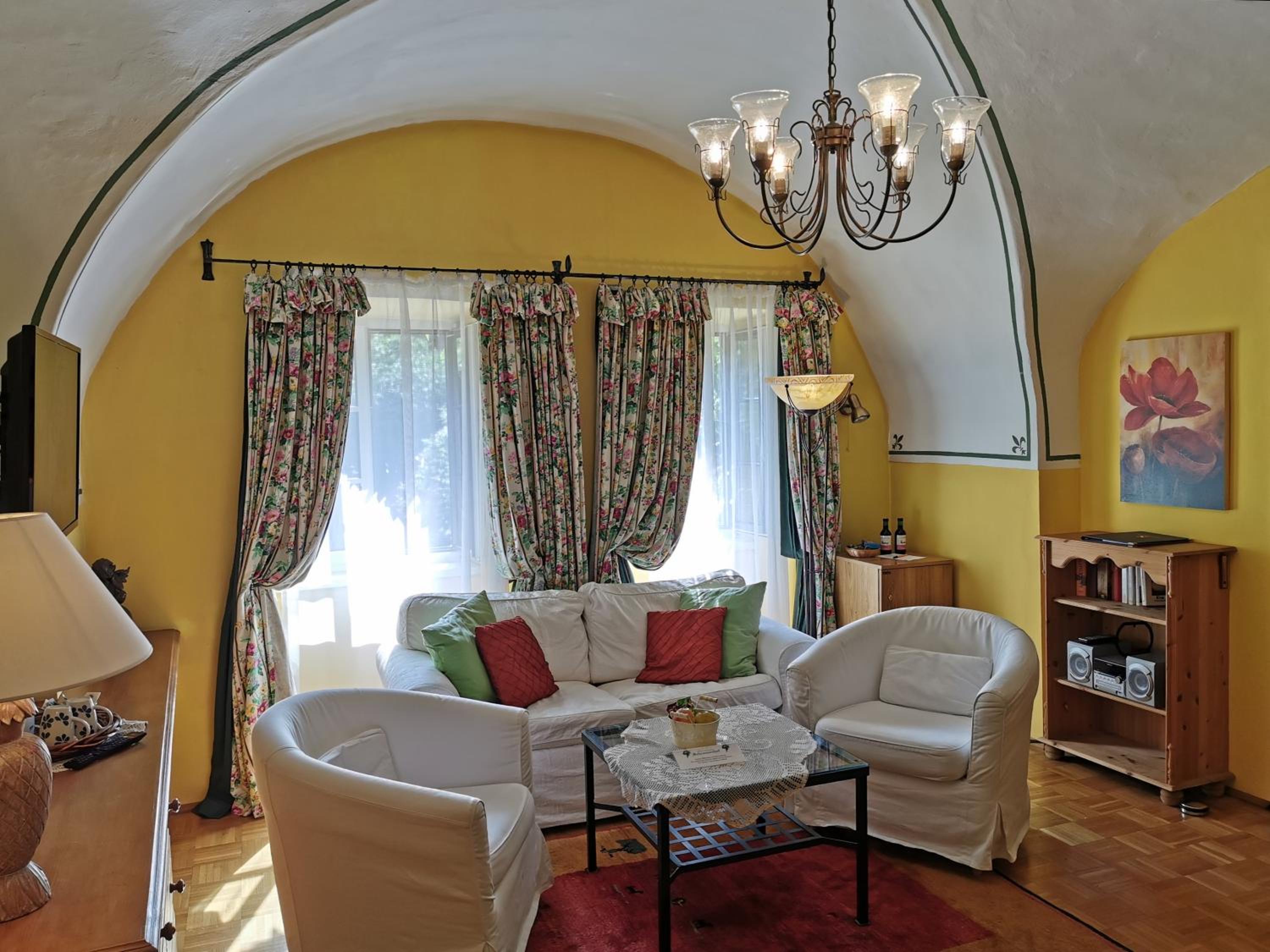 Executive Suite with Spa Bath