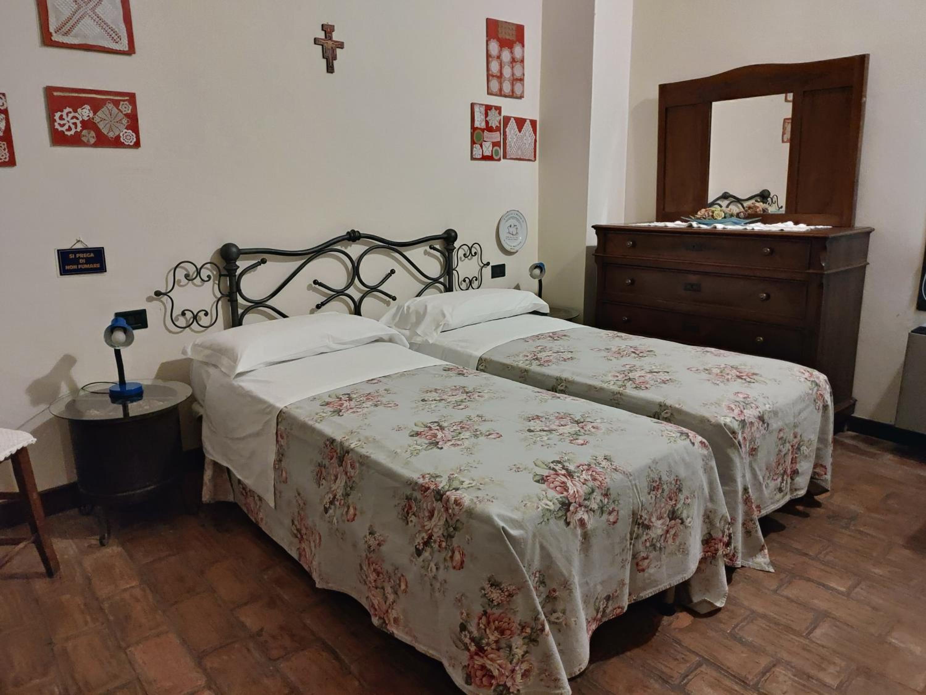 Large Double Room photo 3