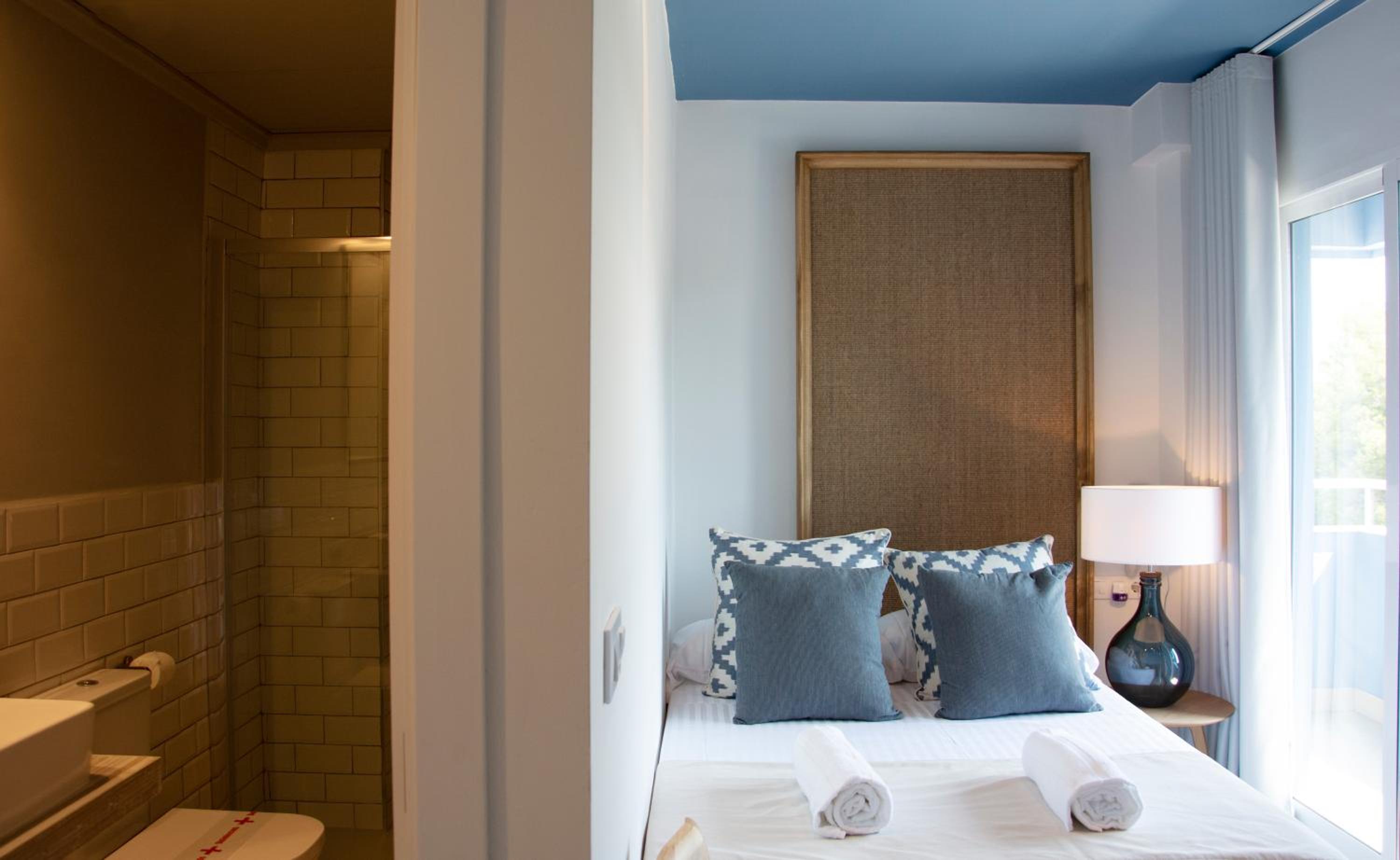 Double Room Individual Use - Photo 7