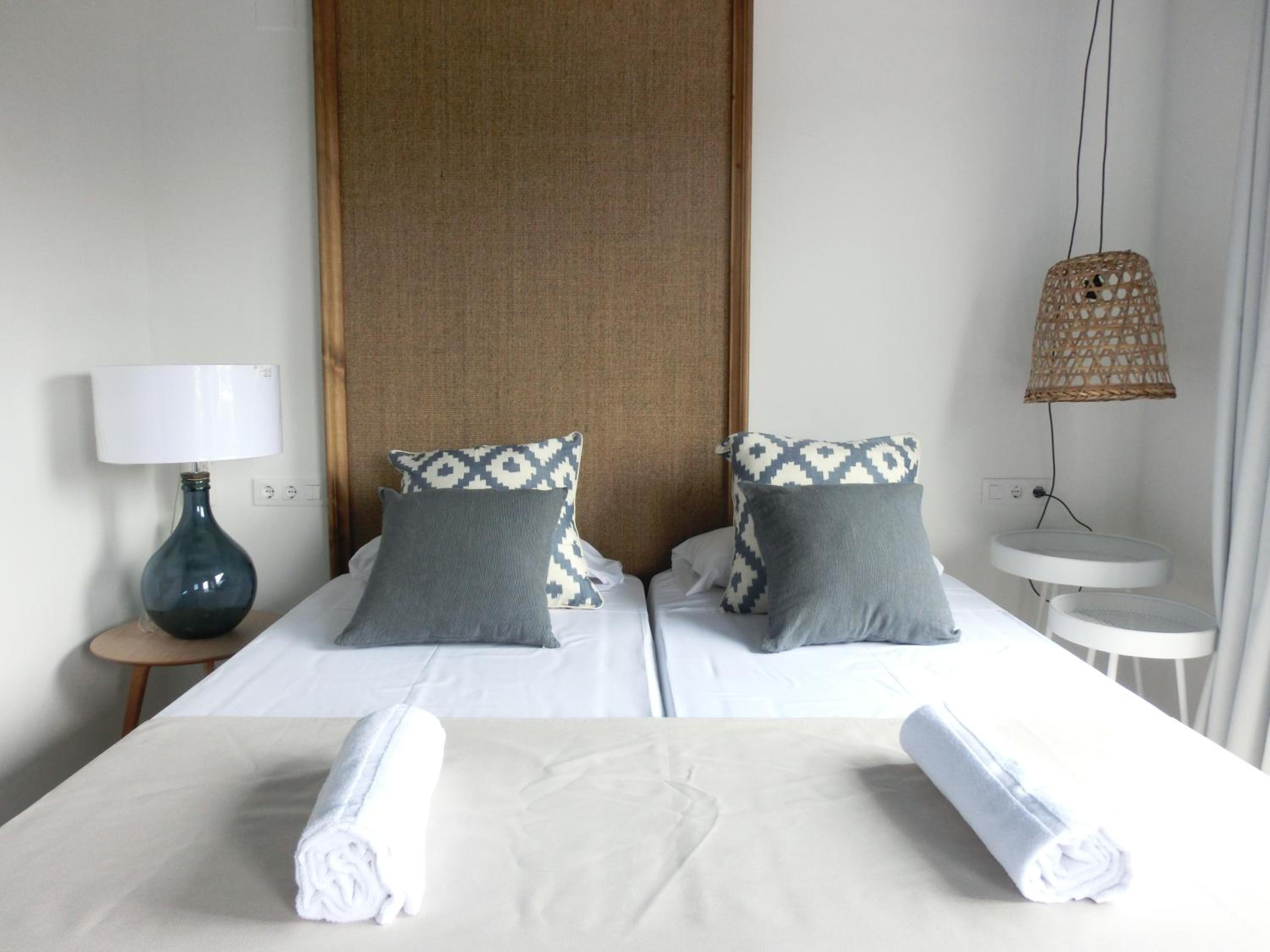 Superior Double Room - Photo 10