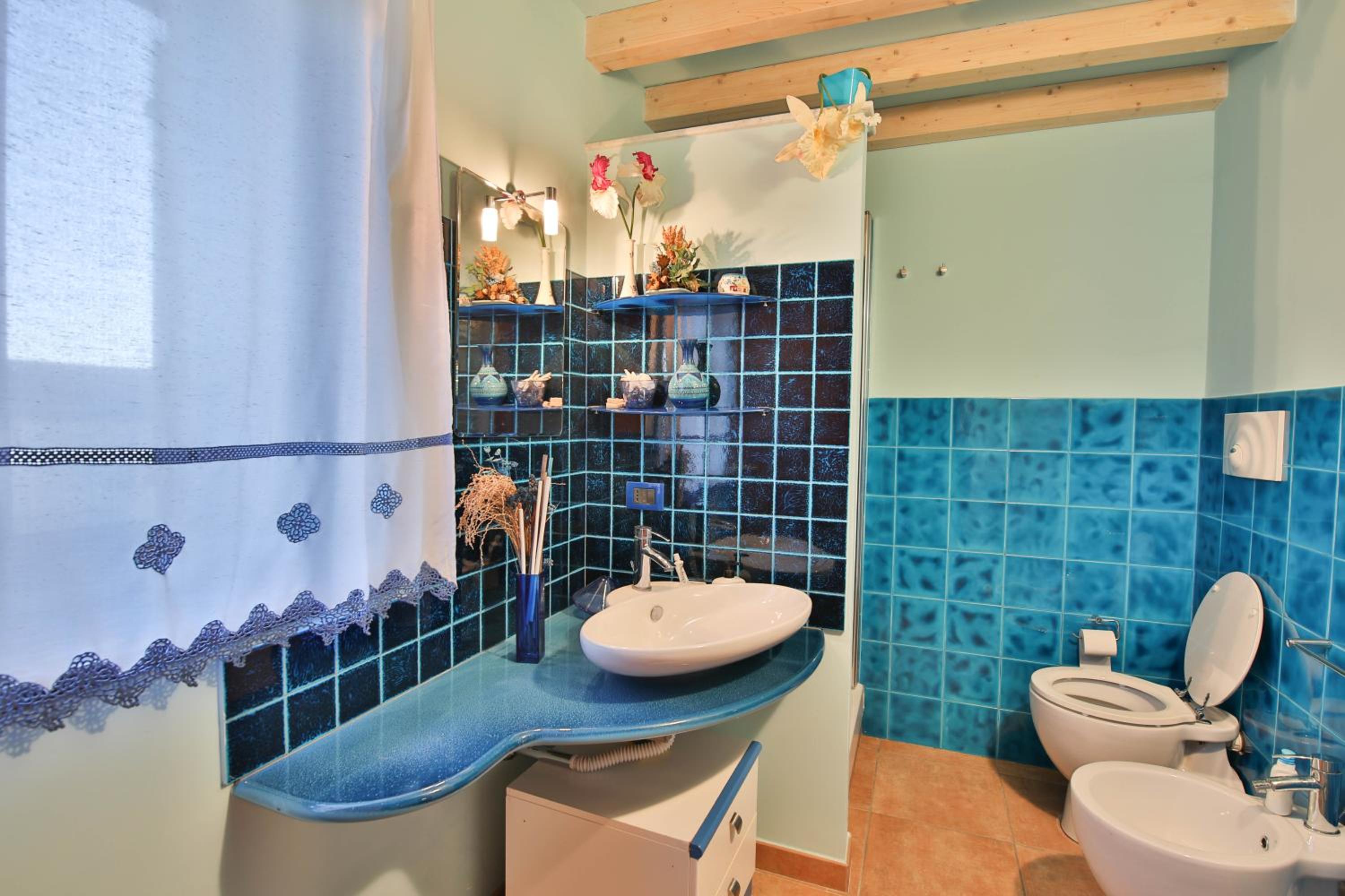 Two-Bedroom House photo 3