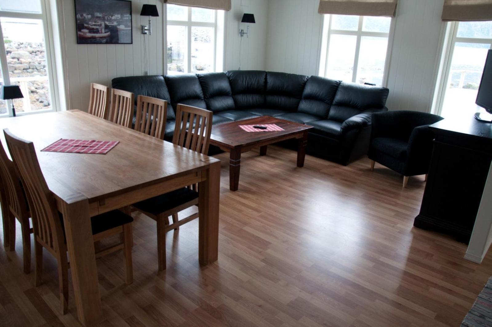 Five-Bedroom Apartment
