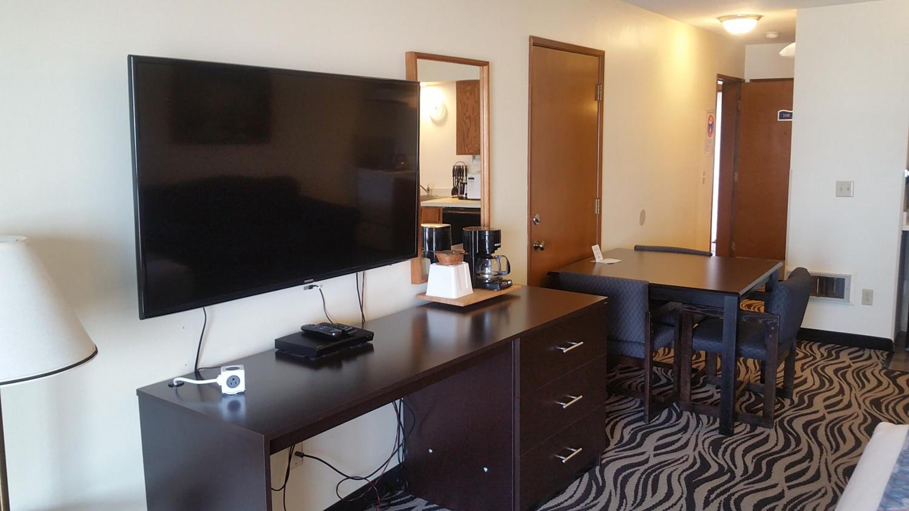 Queen Room - Ocean Front photo 3