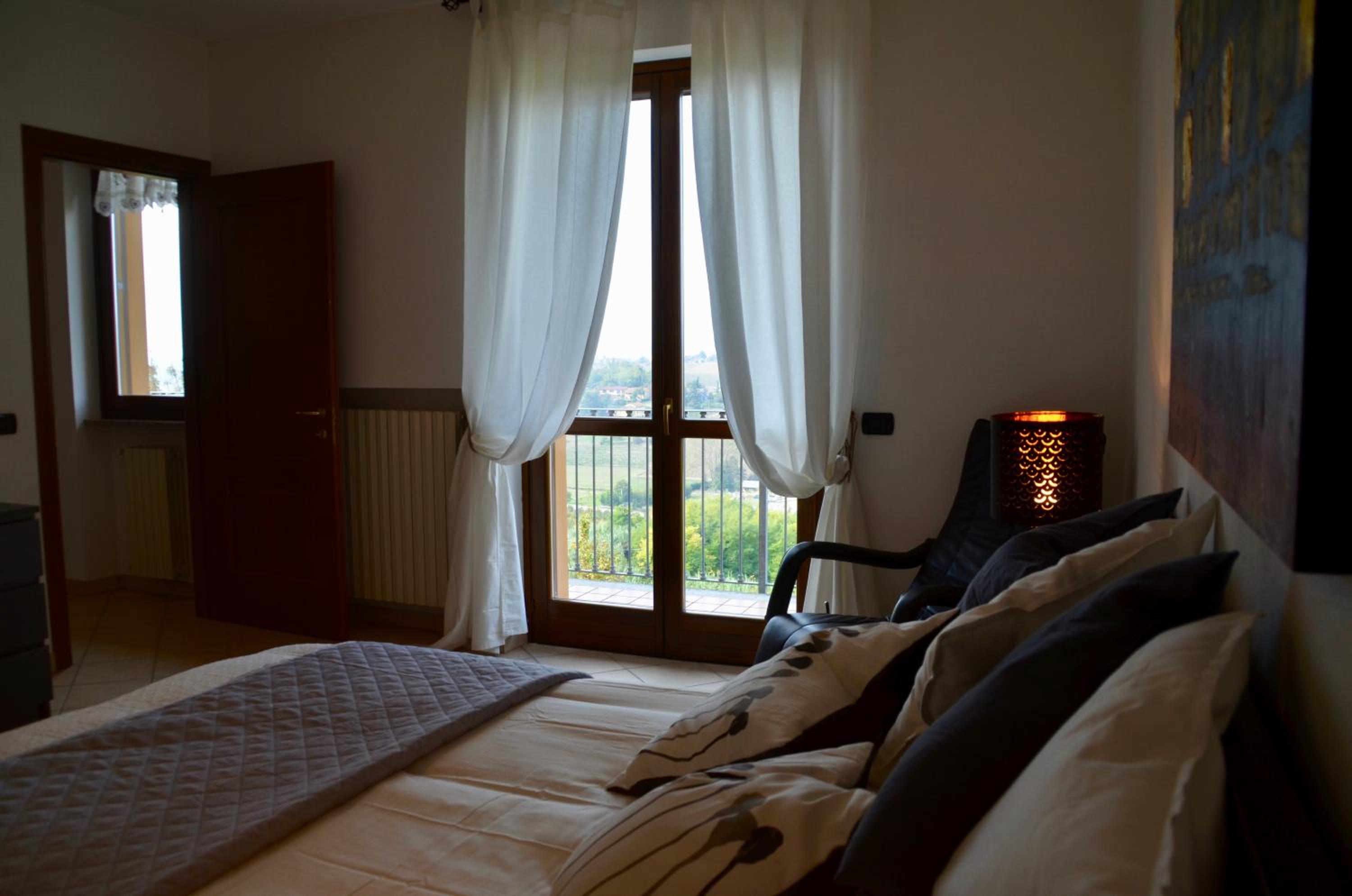 Panoramic Suite with Balcony photo 1