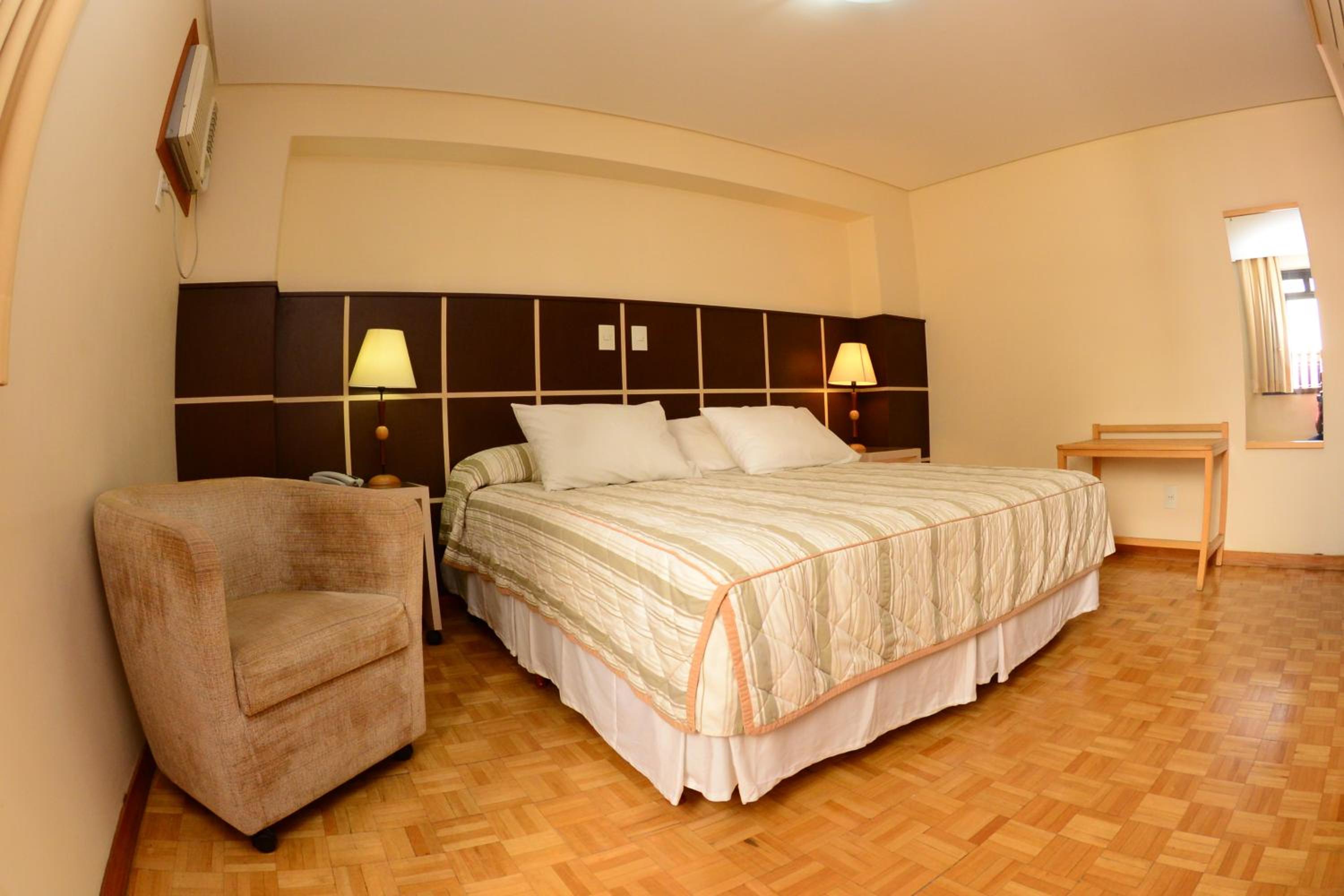 Deluxe Double Room with Bath photo 3