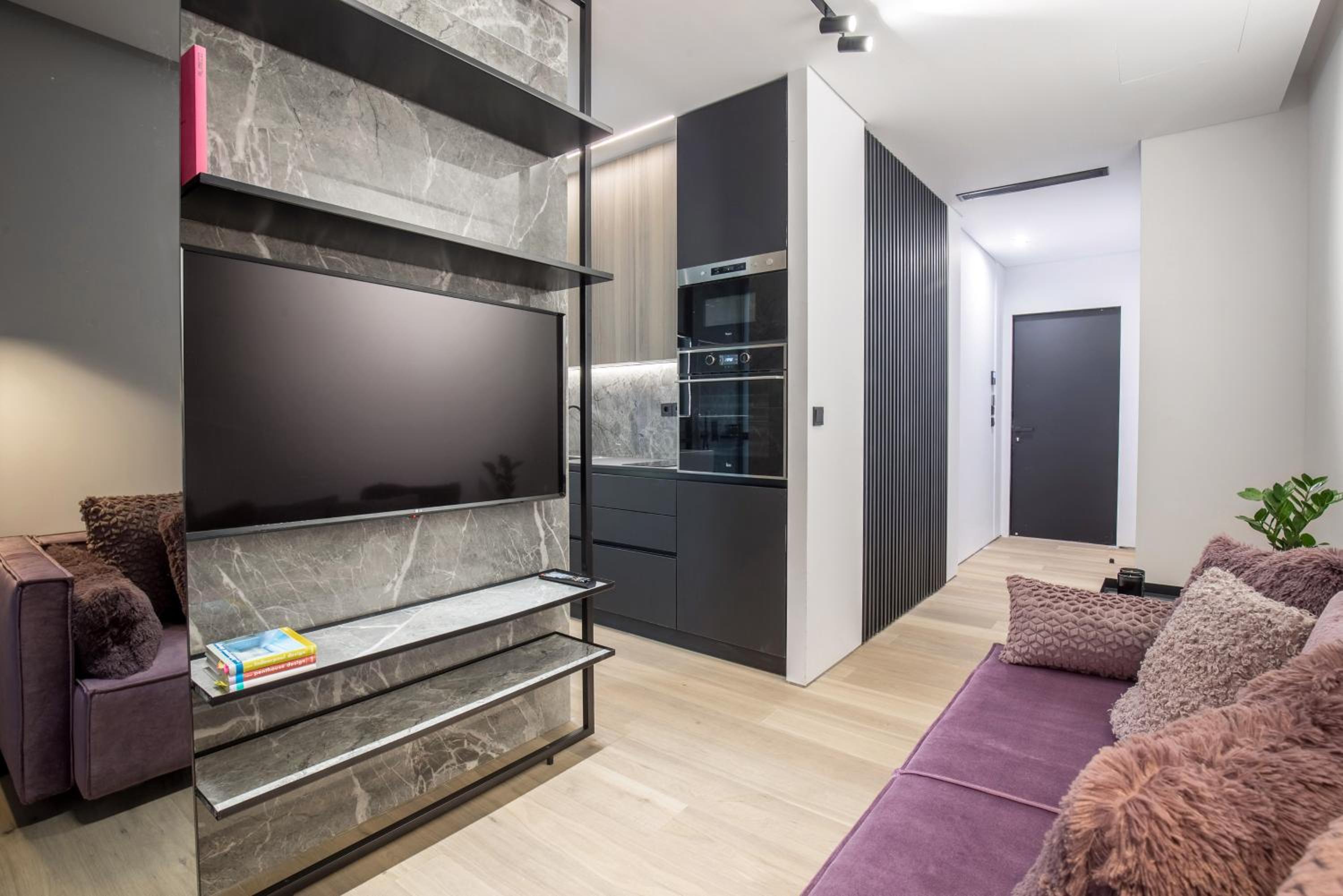 One-Bedroom Suite