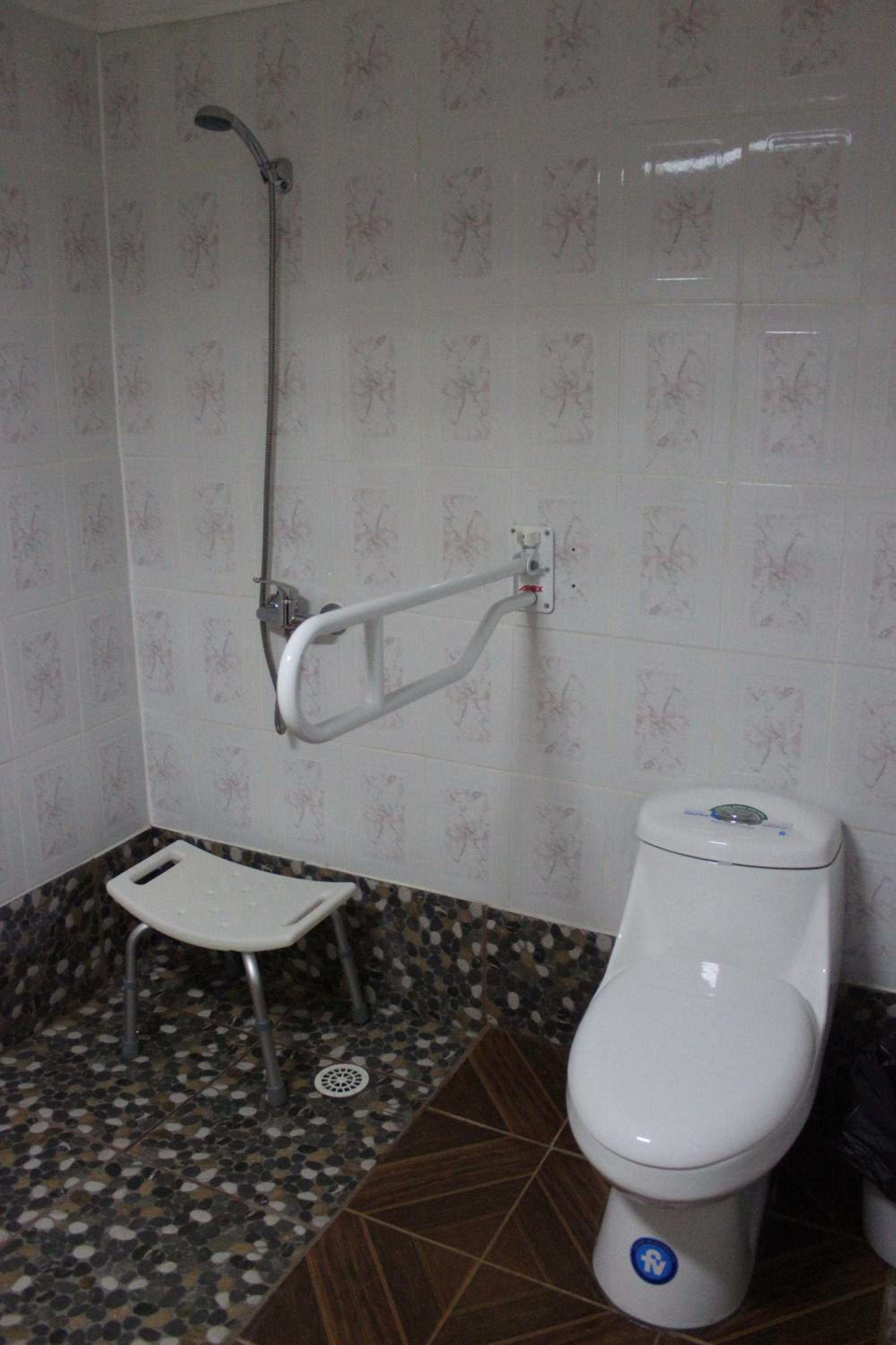 Suite - Disability Access photo 2