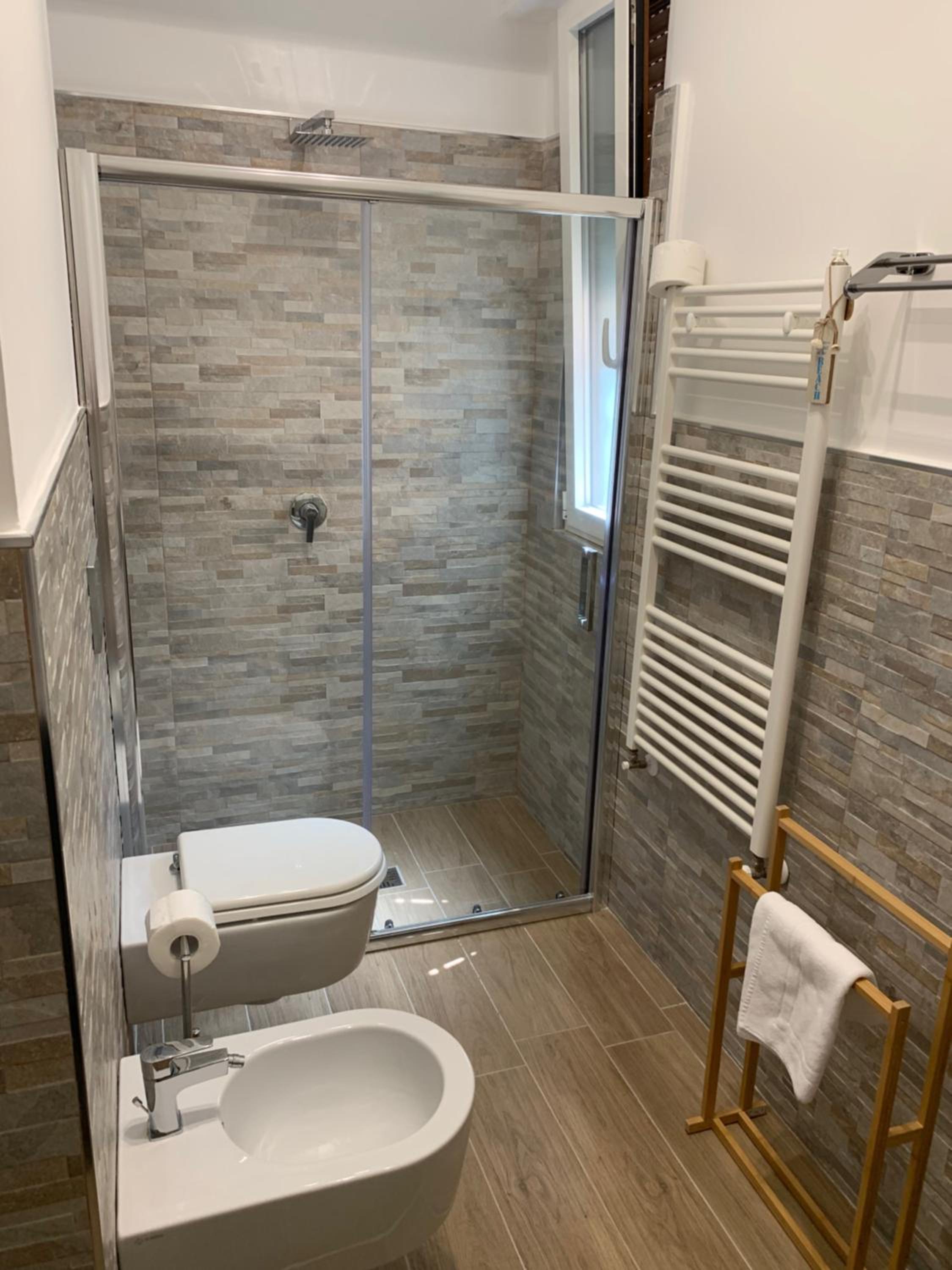 Deluxe Triple Room photo 2