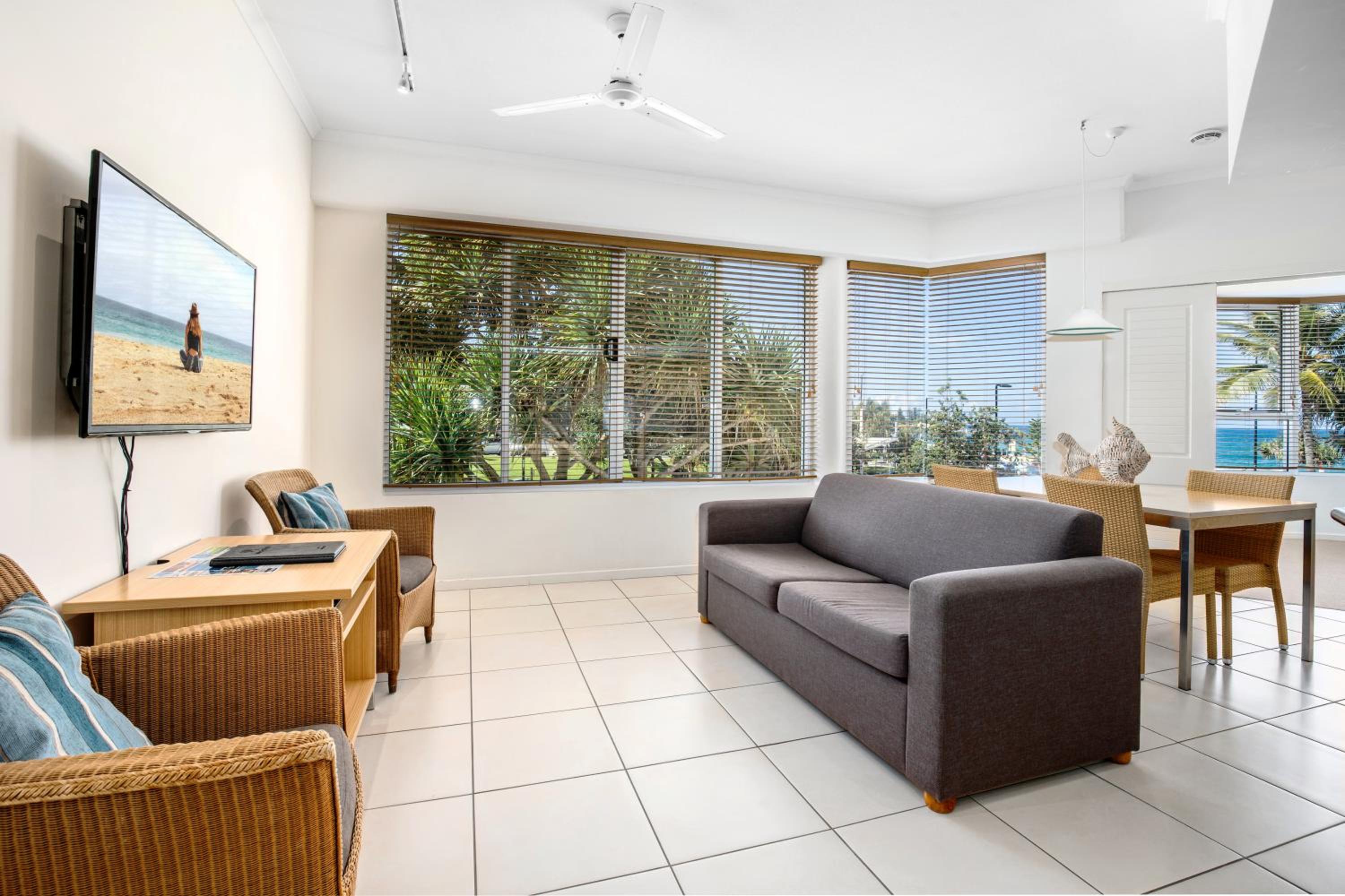 Studio Apartment (No Balcony) - Poolside Tower photo 1