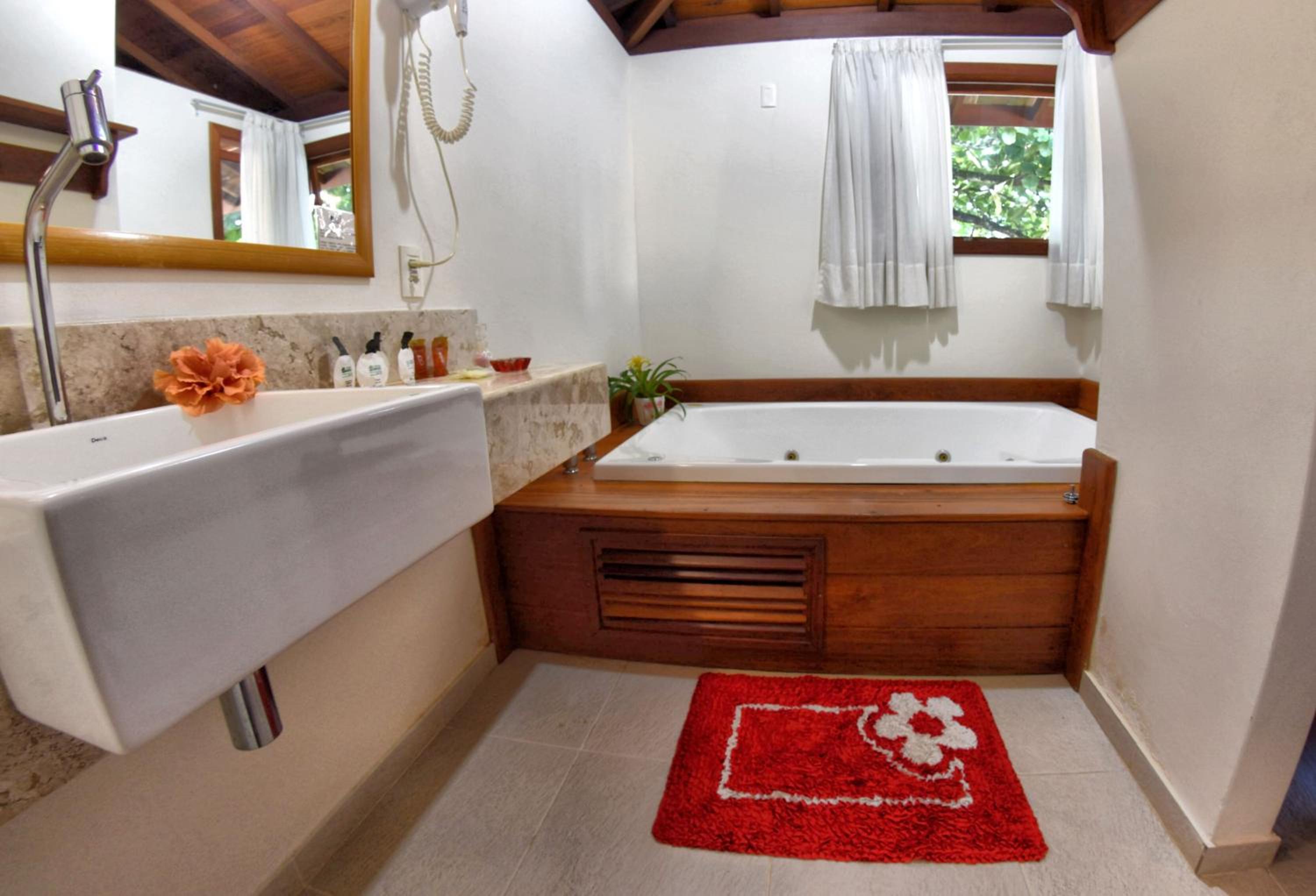 Master Room with Sea View and Bathtub photo 3