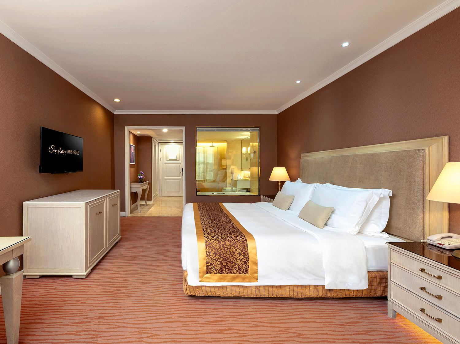 Superior King Room - Photo 1