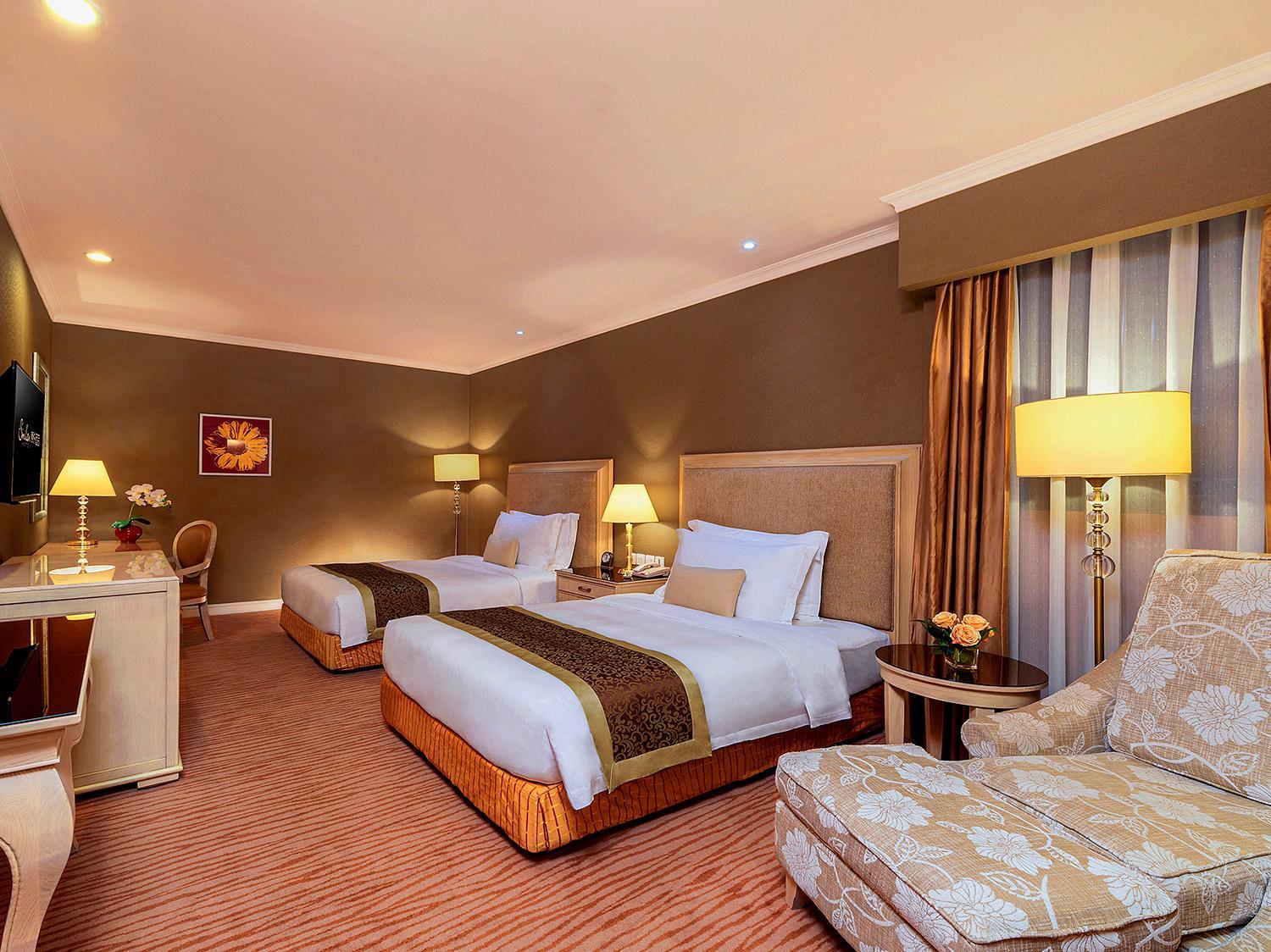 Standard Twin Room - Photo 1