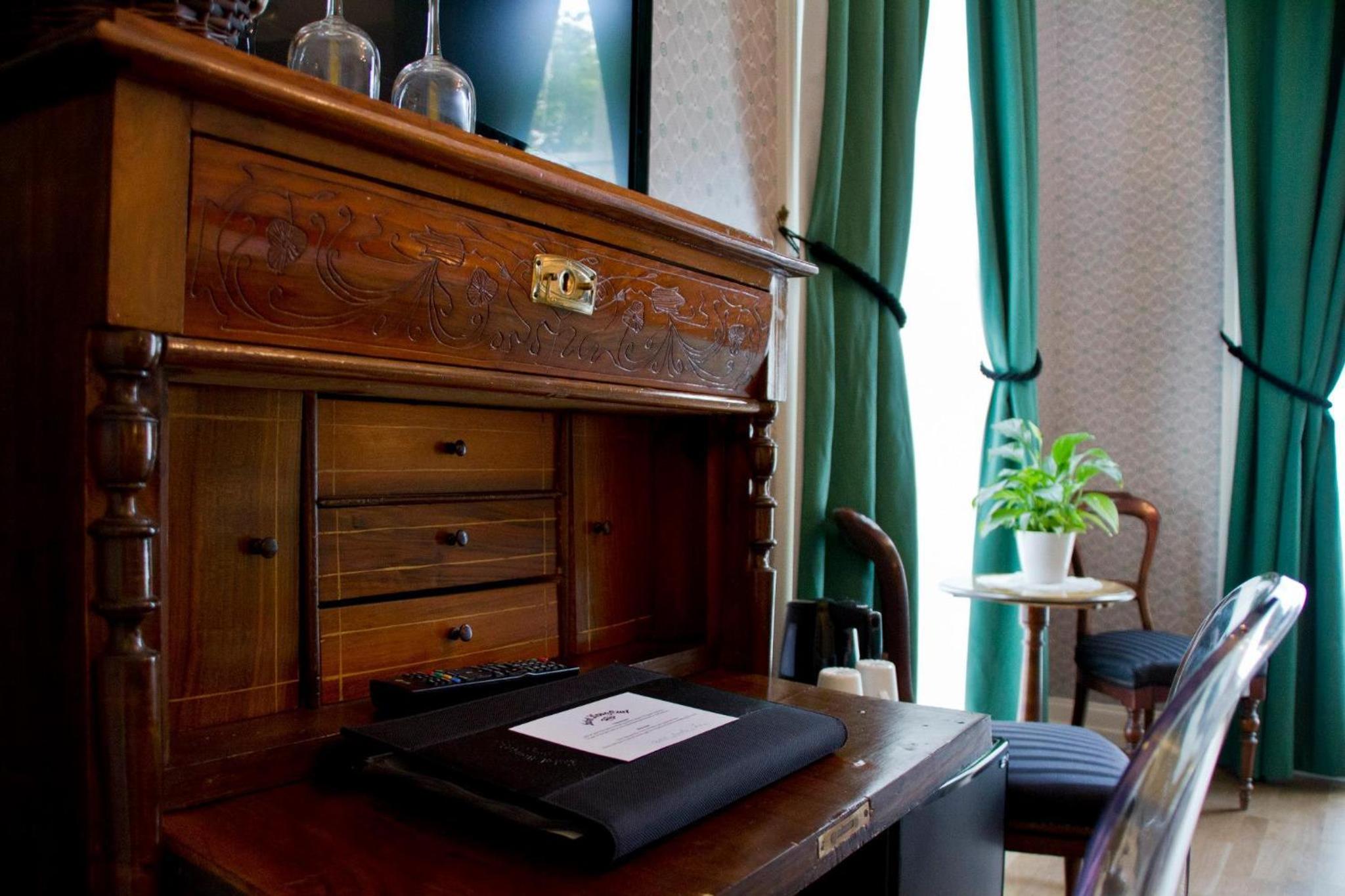 Superior Double Room - Photo 16