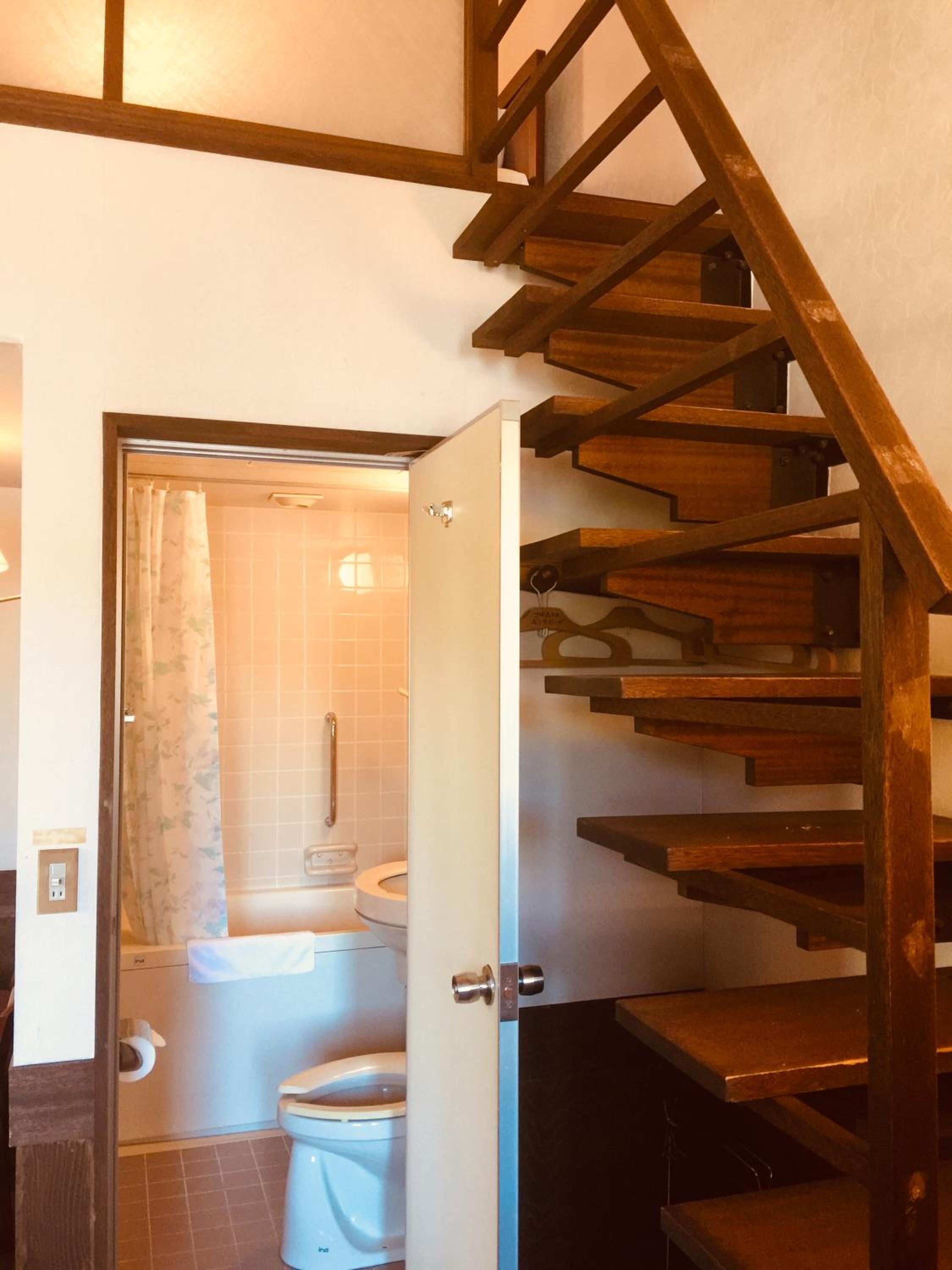 Quadruple Room with Lake View - Photo 4