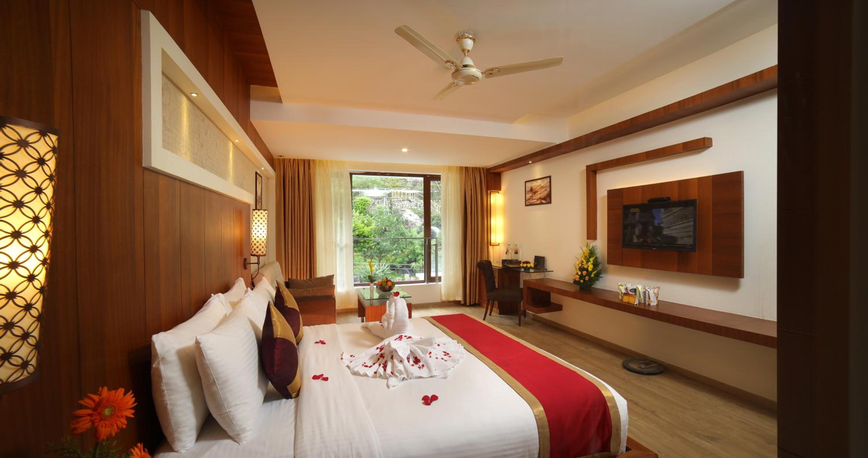 Sarga Superior Room AC with Evening Hi-Tea Complimentary