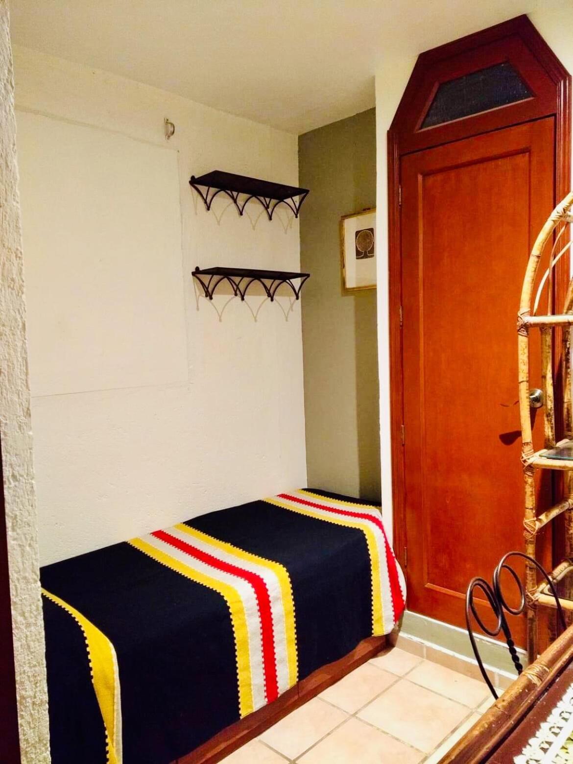 Single Room photo 1