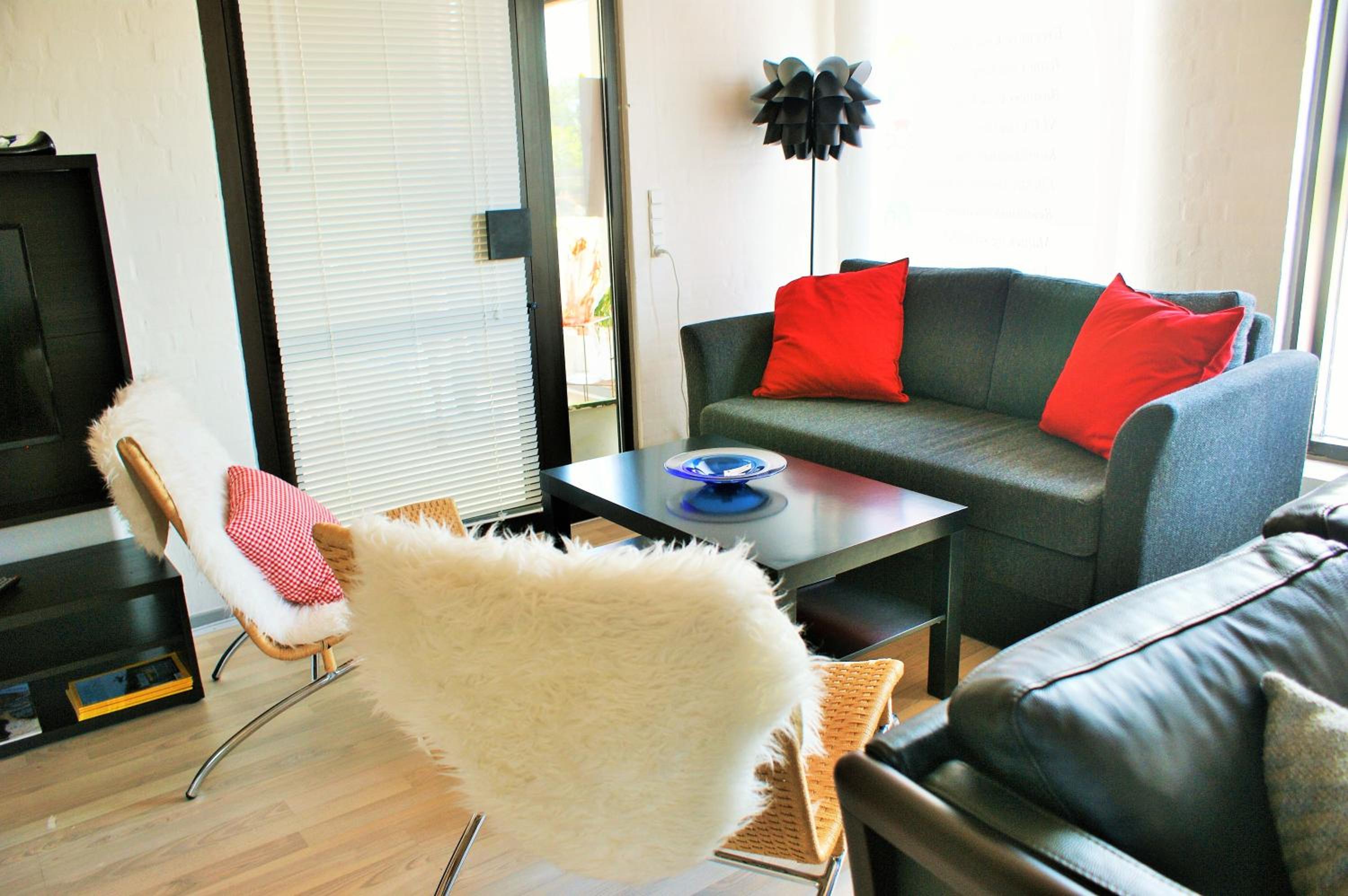 Two-Bedroom House - Photo 36