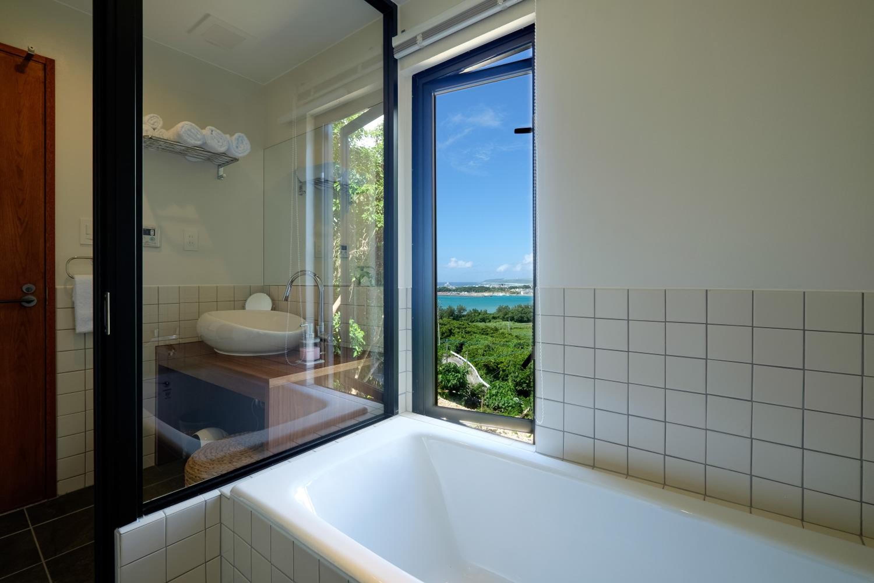 Villa with Sea View - Photo 9
