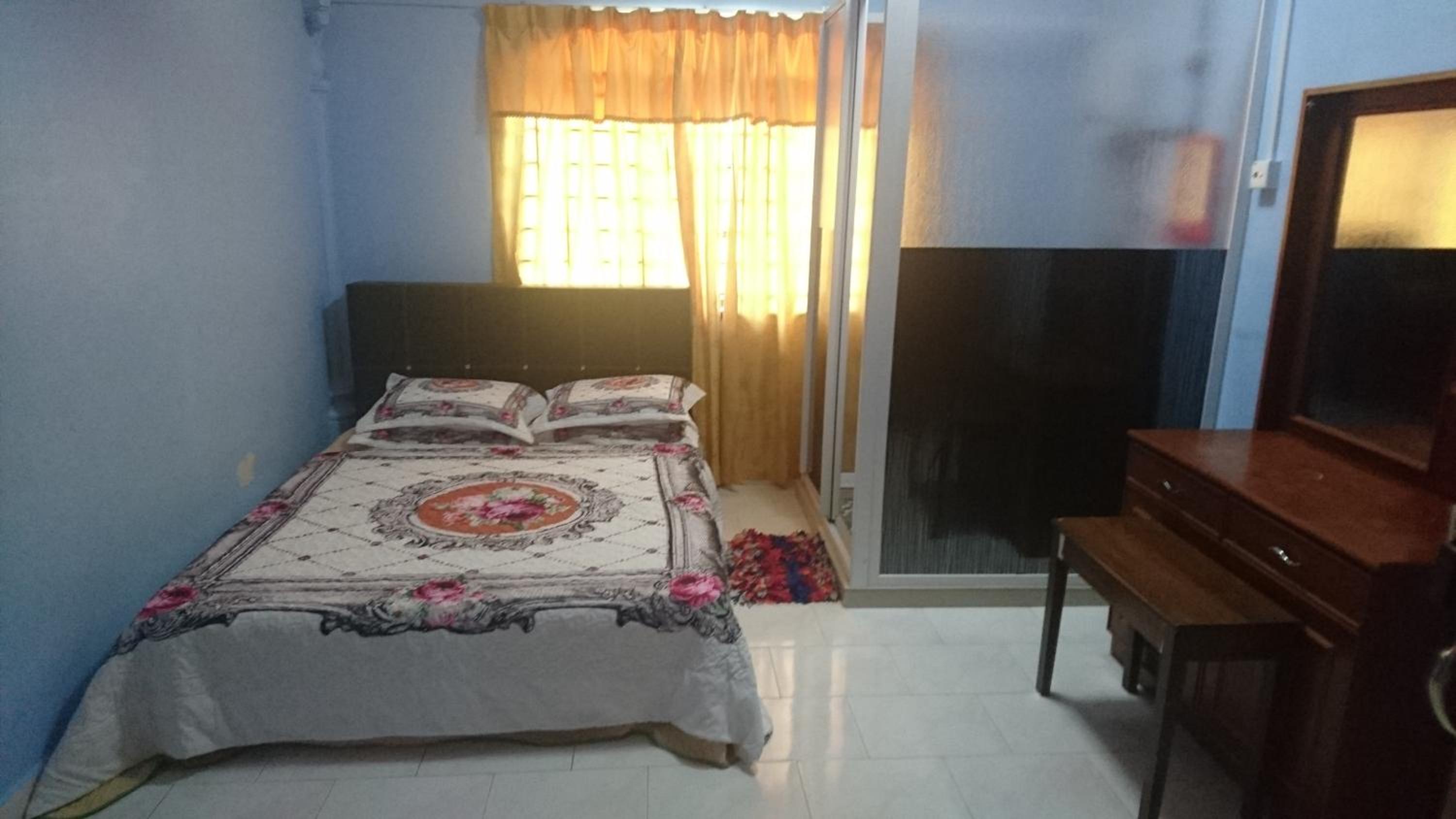 Deluxe Double Room (2 Adults + 1 Child)