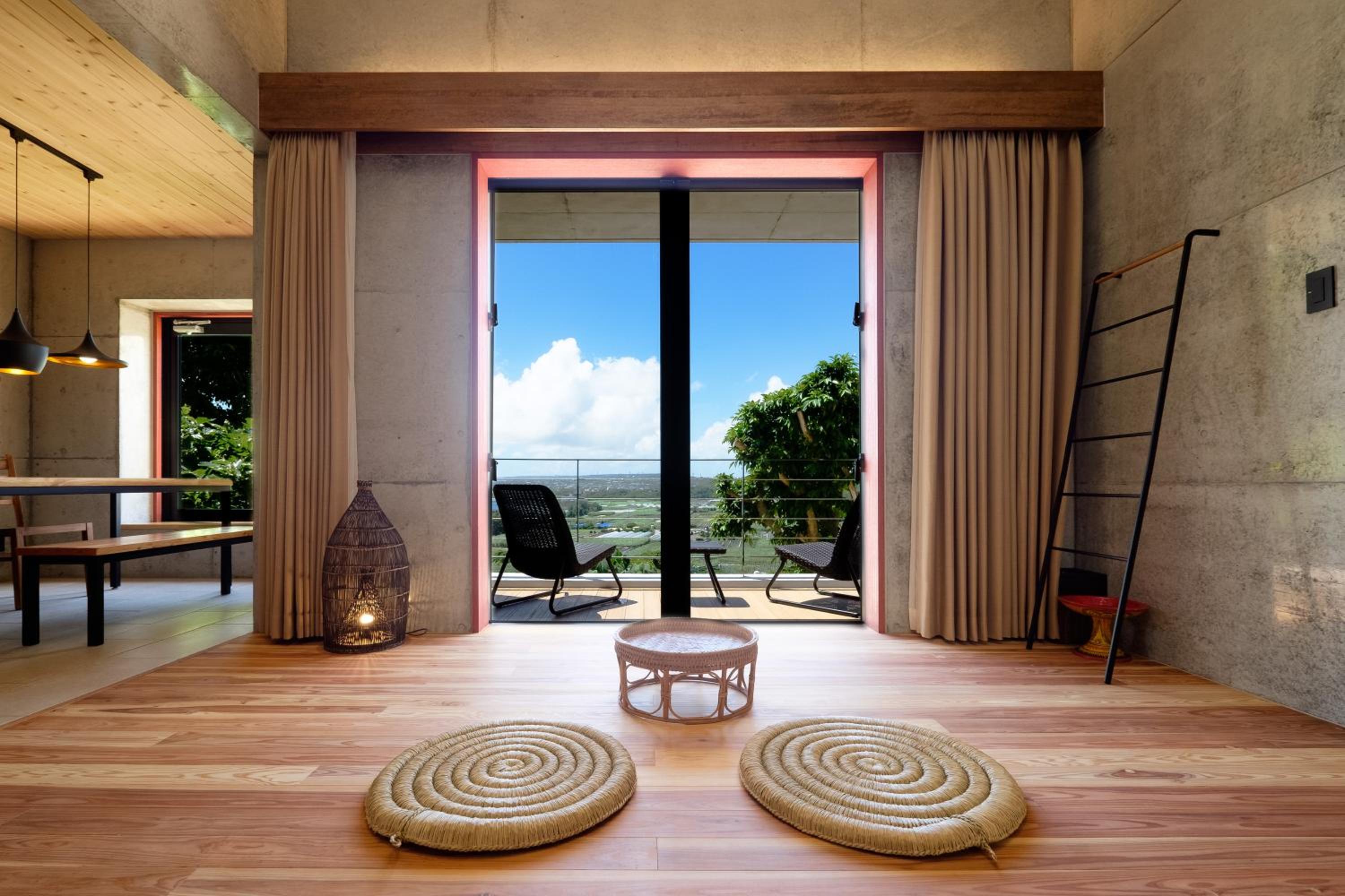 Villa with Sea View - Photo 1