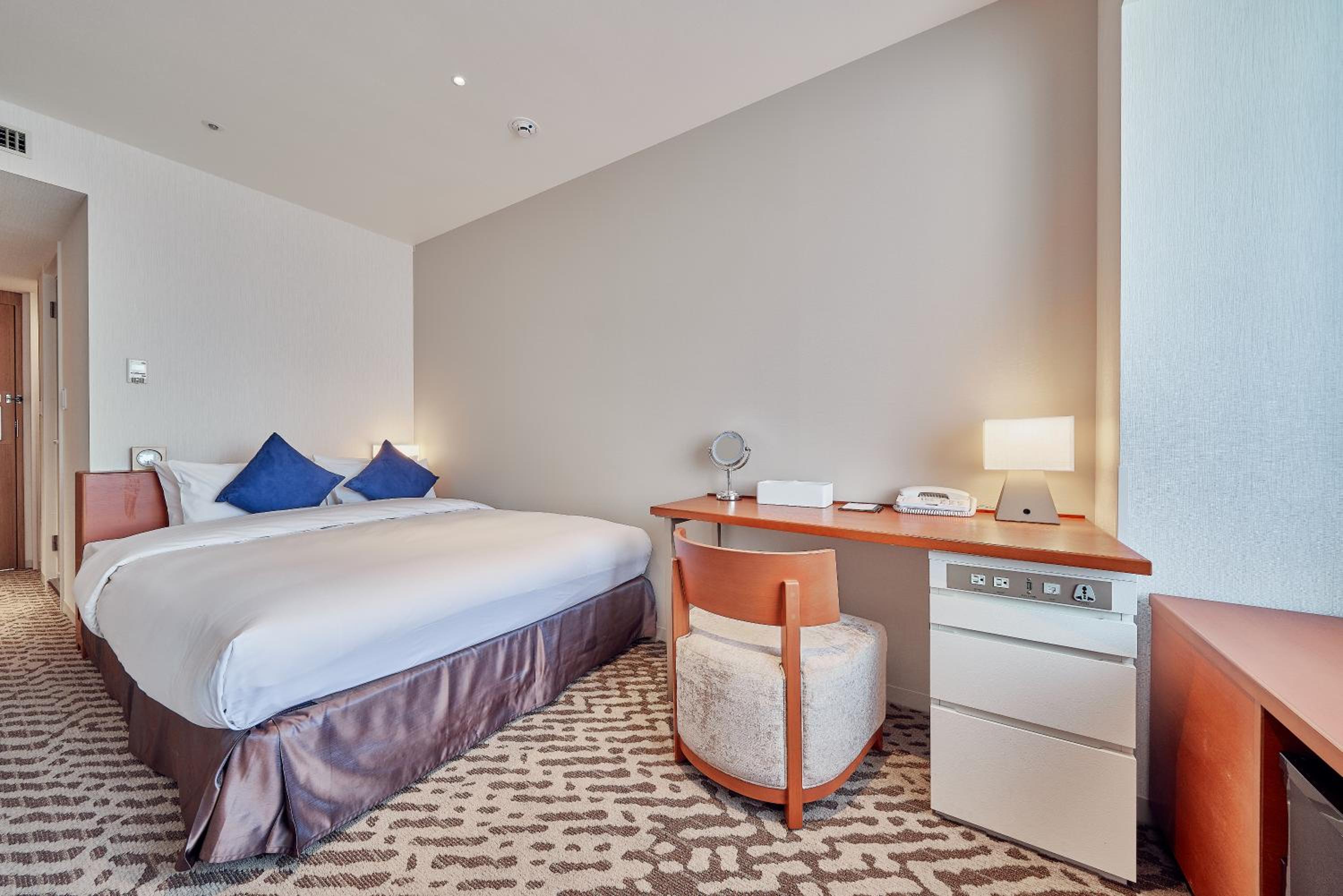 Superior Double Room - Non-Smoking - Photo 4