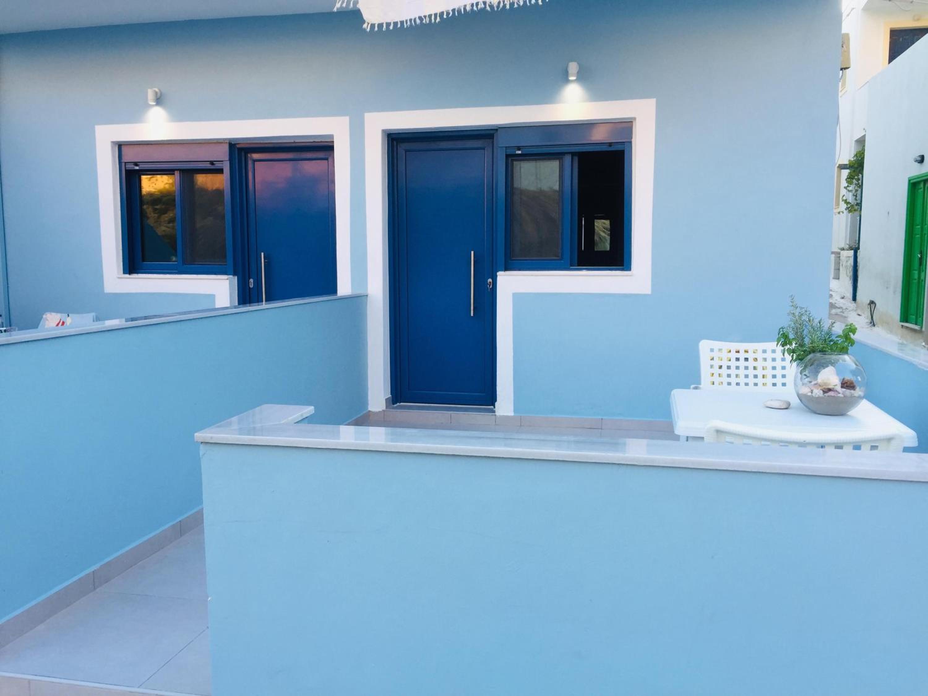 Apartment with Terrace photo 3