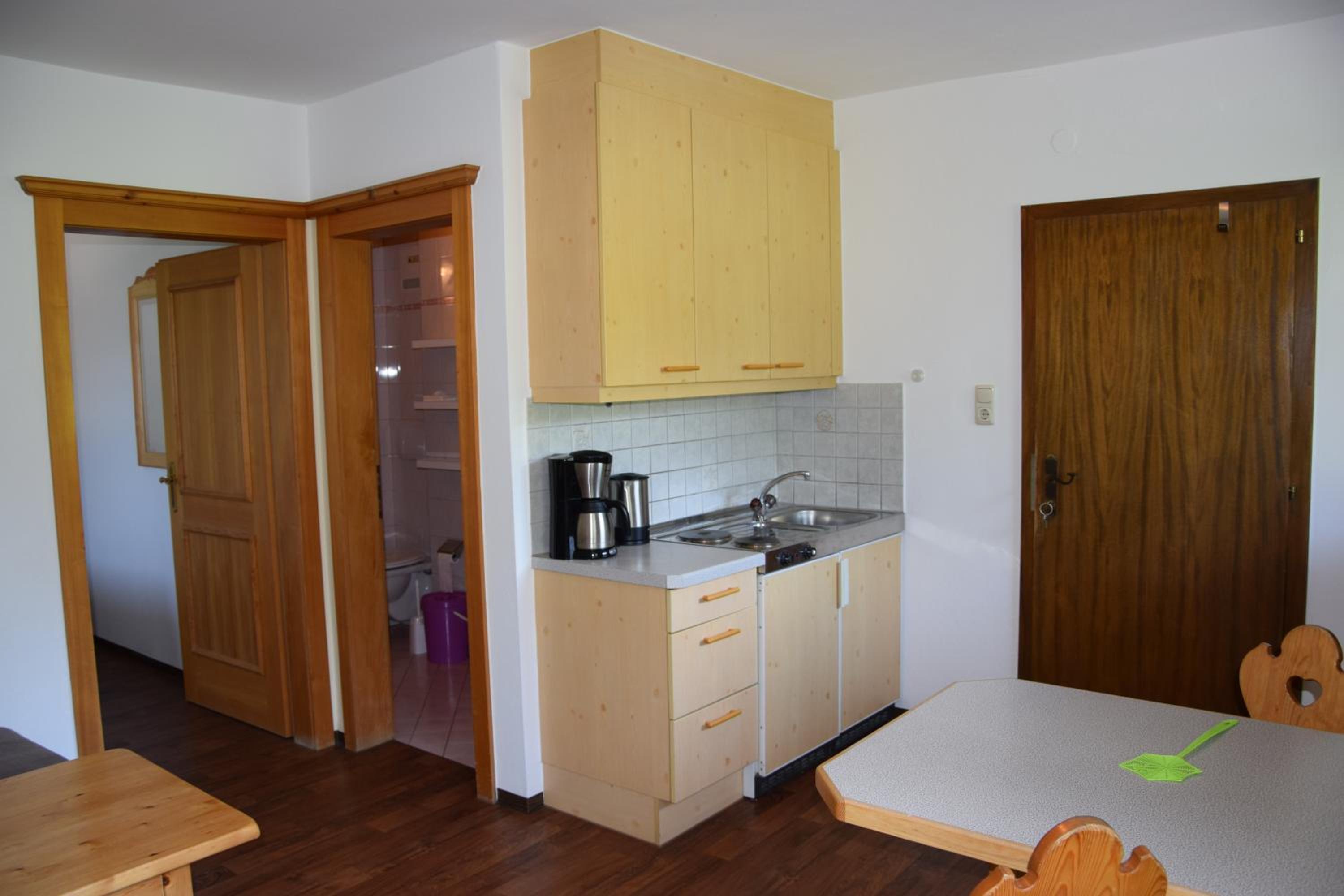 One-Bedroom Apartment with Balcony photo 2