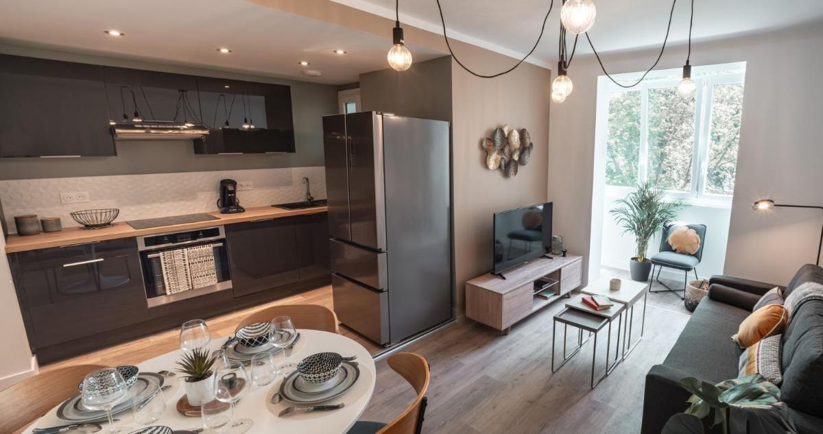 Double Room with Private Bathroom - Photo 4