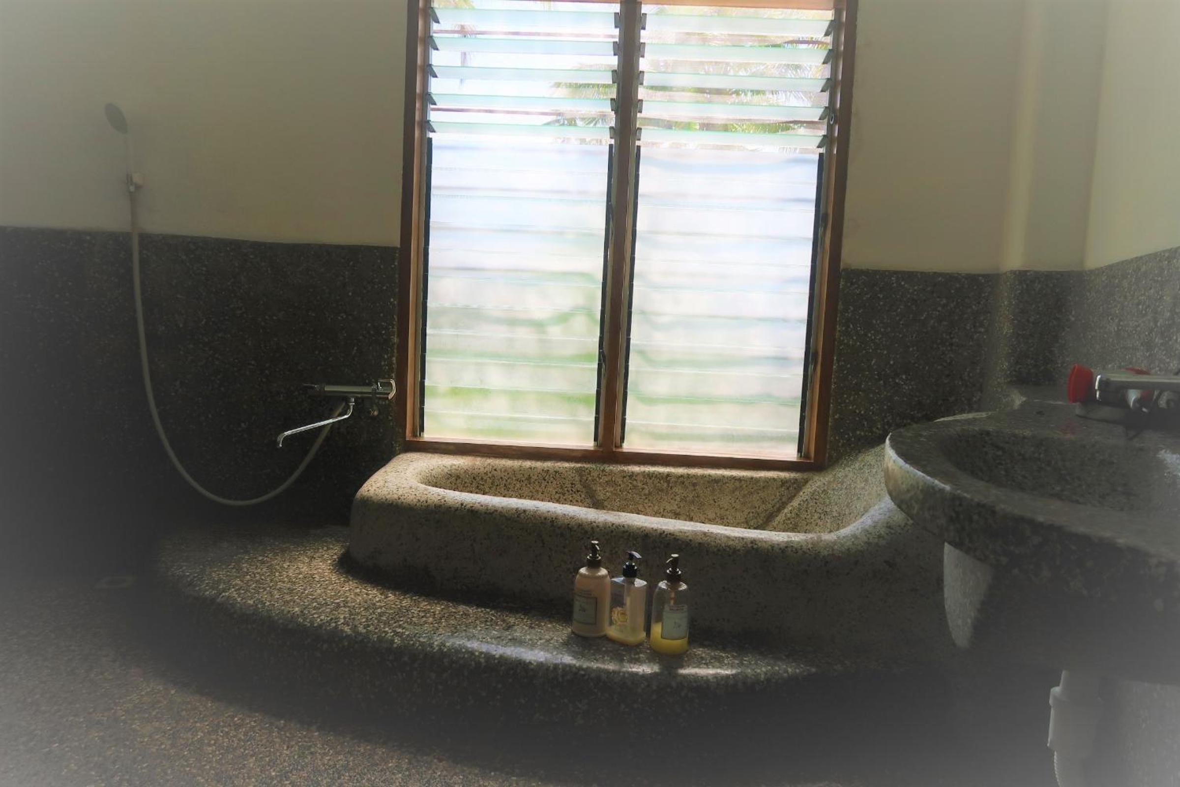 Superior Suite - Photo 4