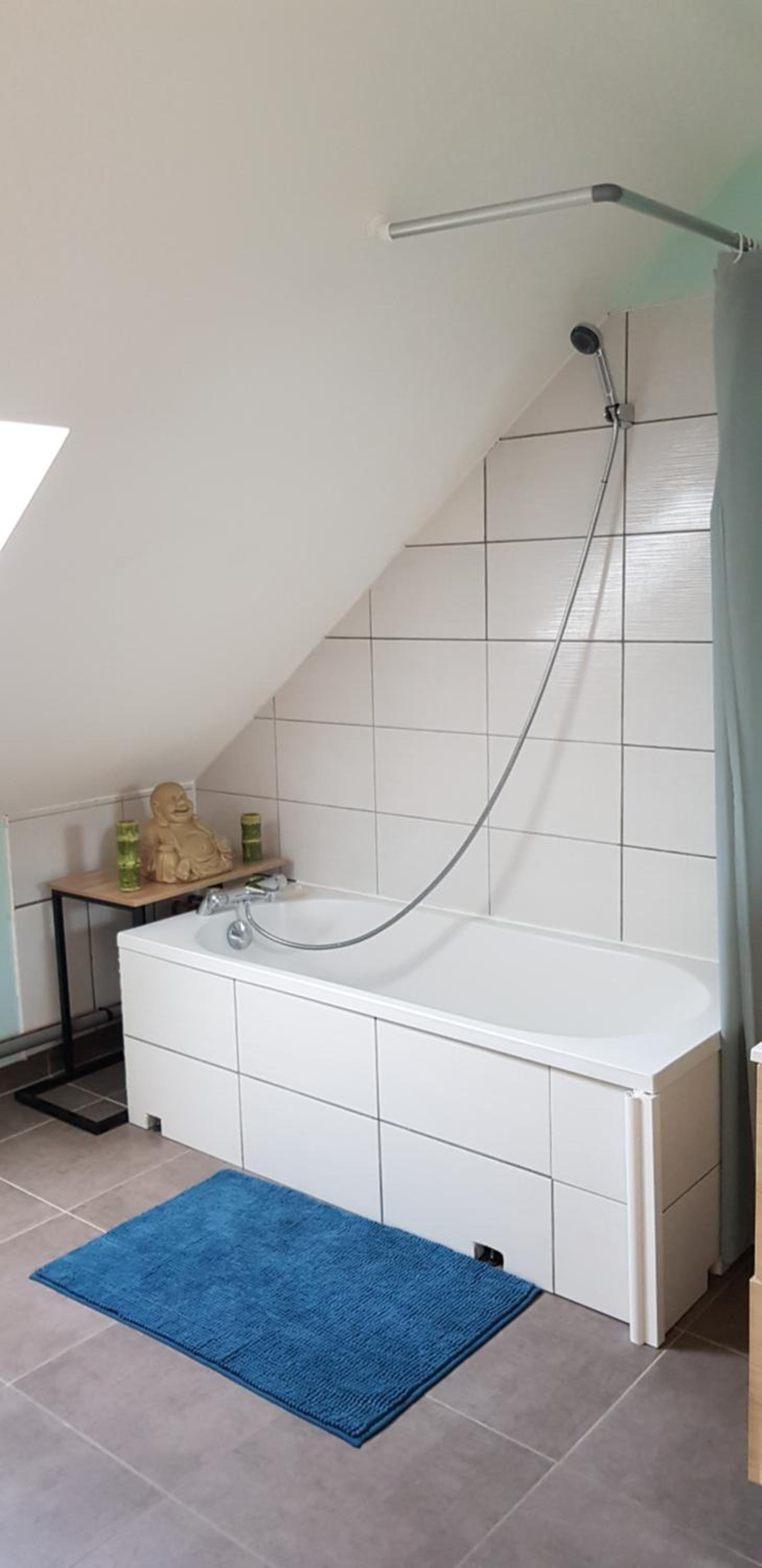 Deluxe Double Room with Bath - Photo 3