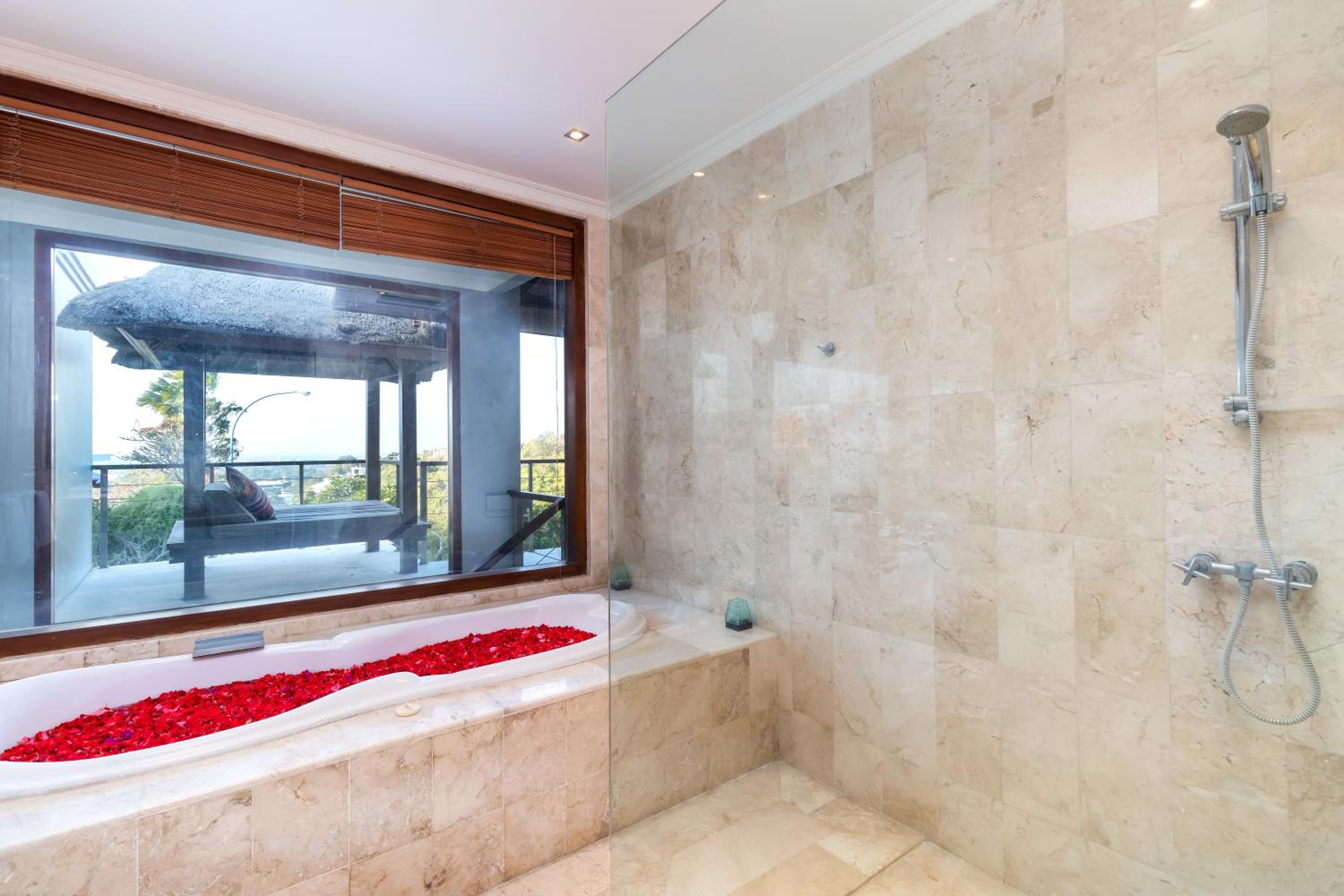 Three-Bedroom Villa - Photo 22