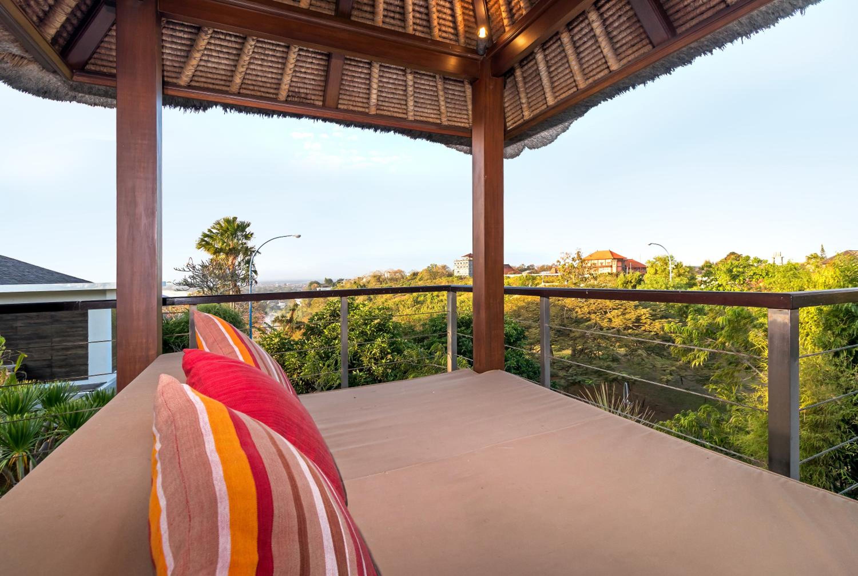 Three-Bedroom Villa - Photo 21