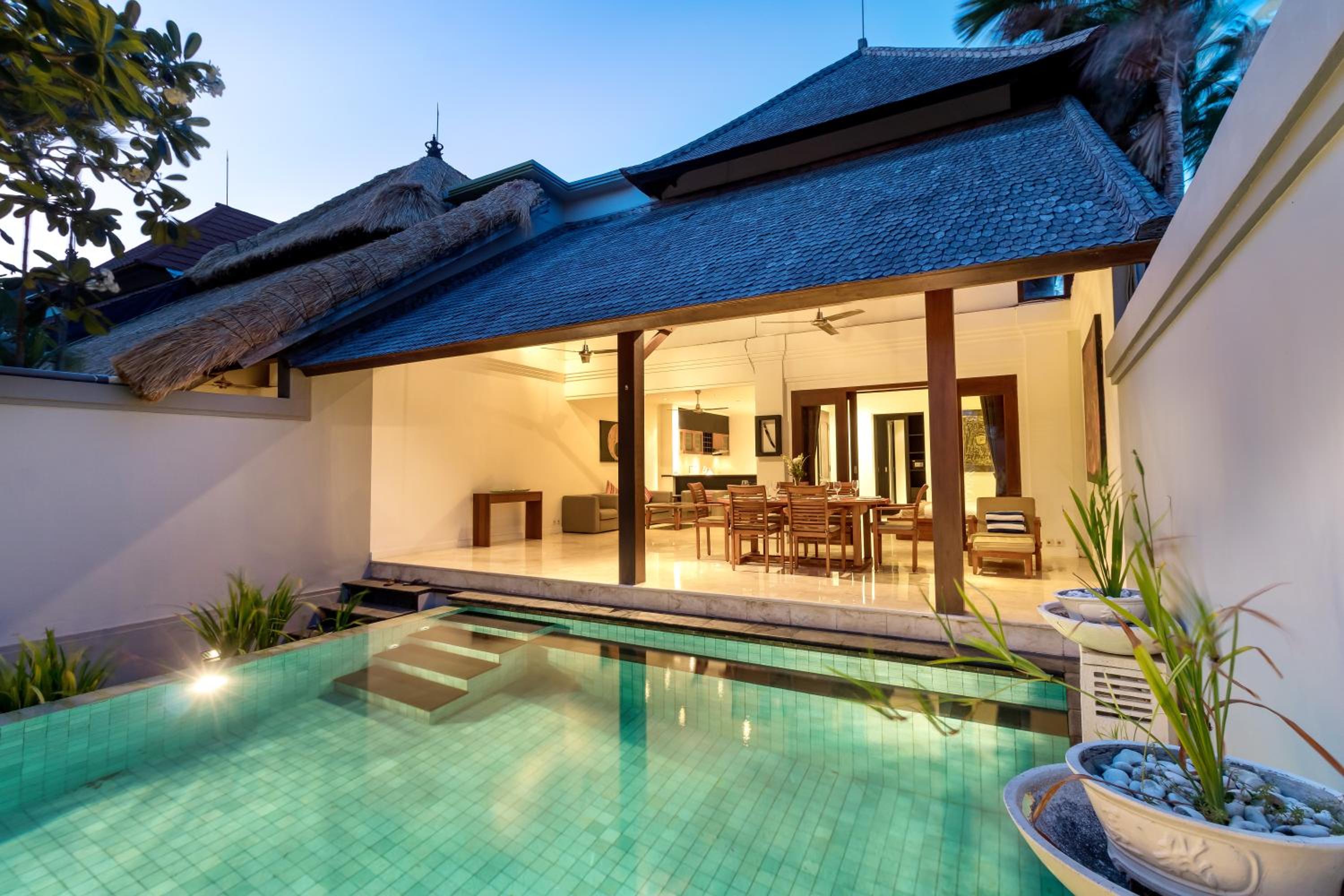 Three-Bedroom Villa - Photo 20