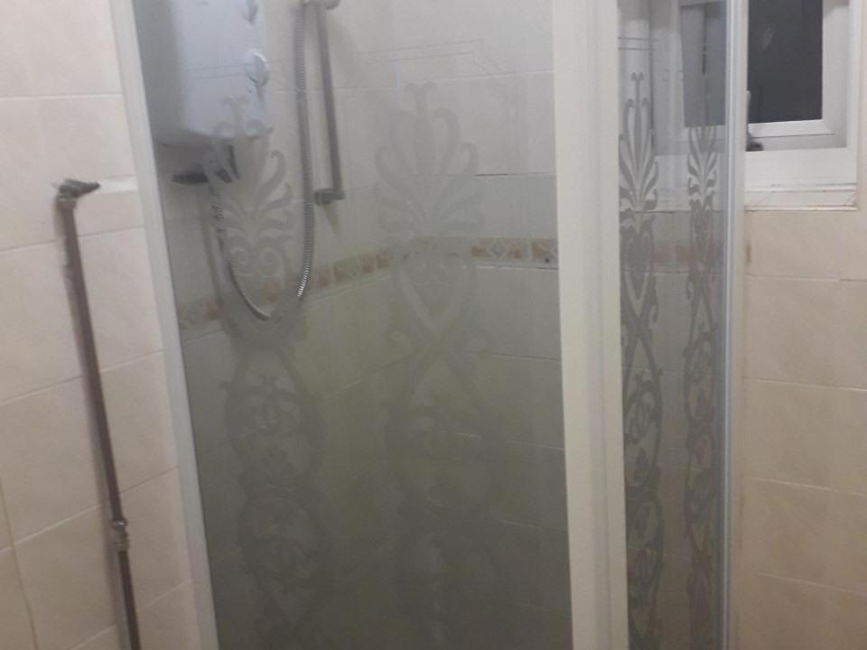 Twin Room with Shared Bathroom photo 3