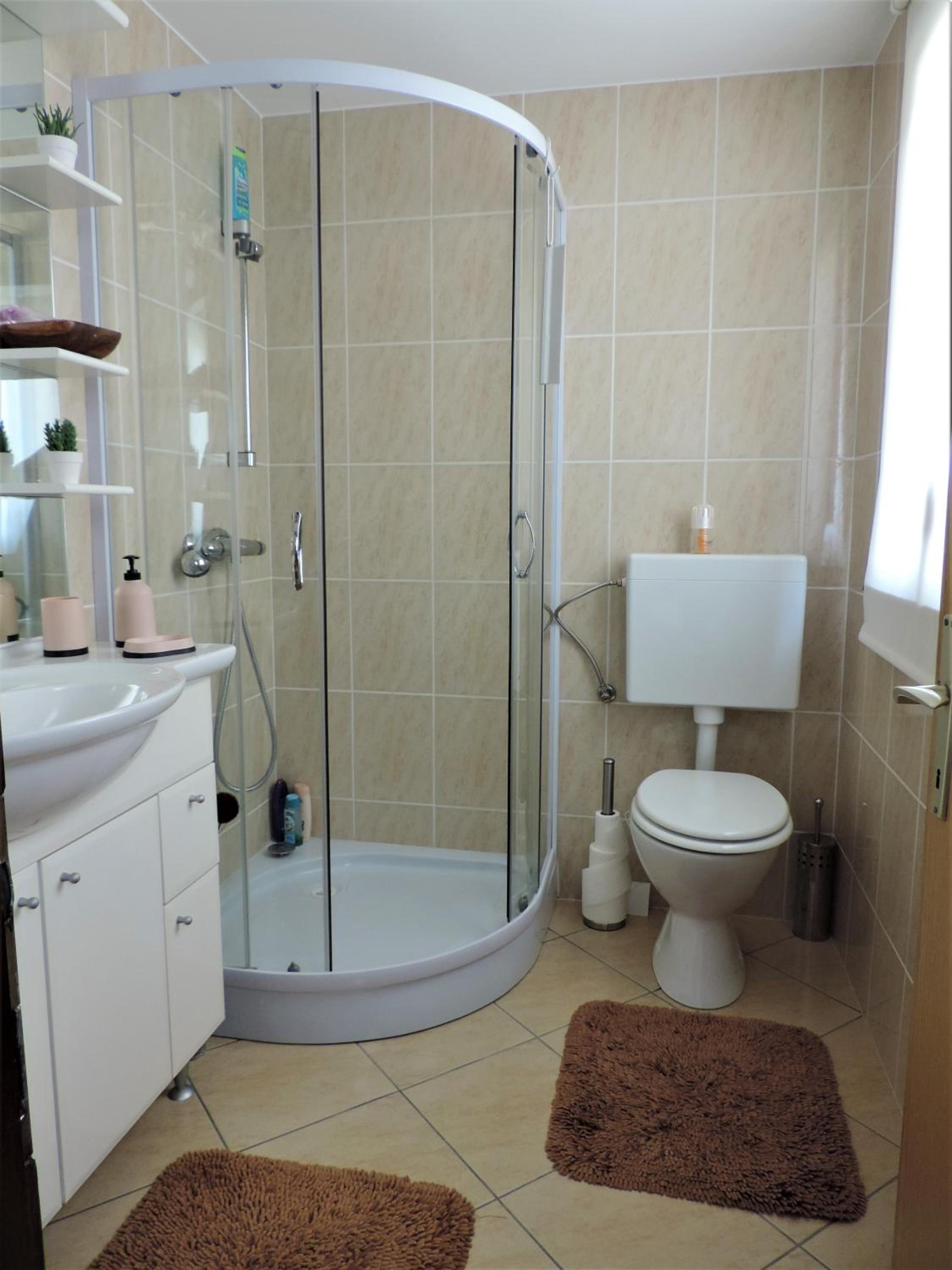 One-Bedroom House photo 3