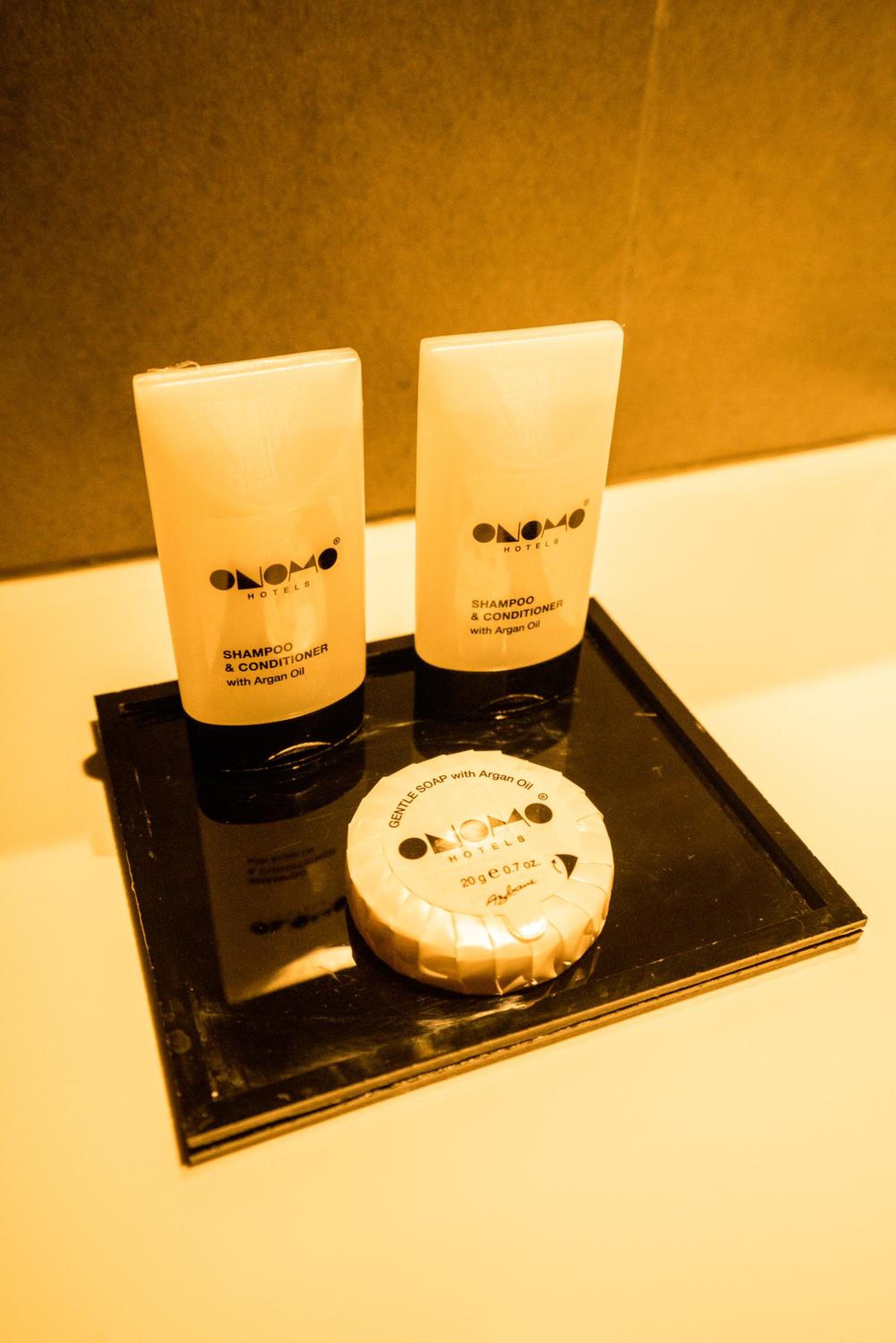 Suite - Photo 9