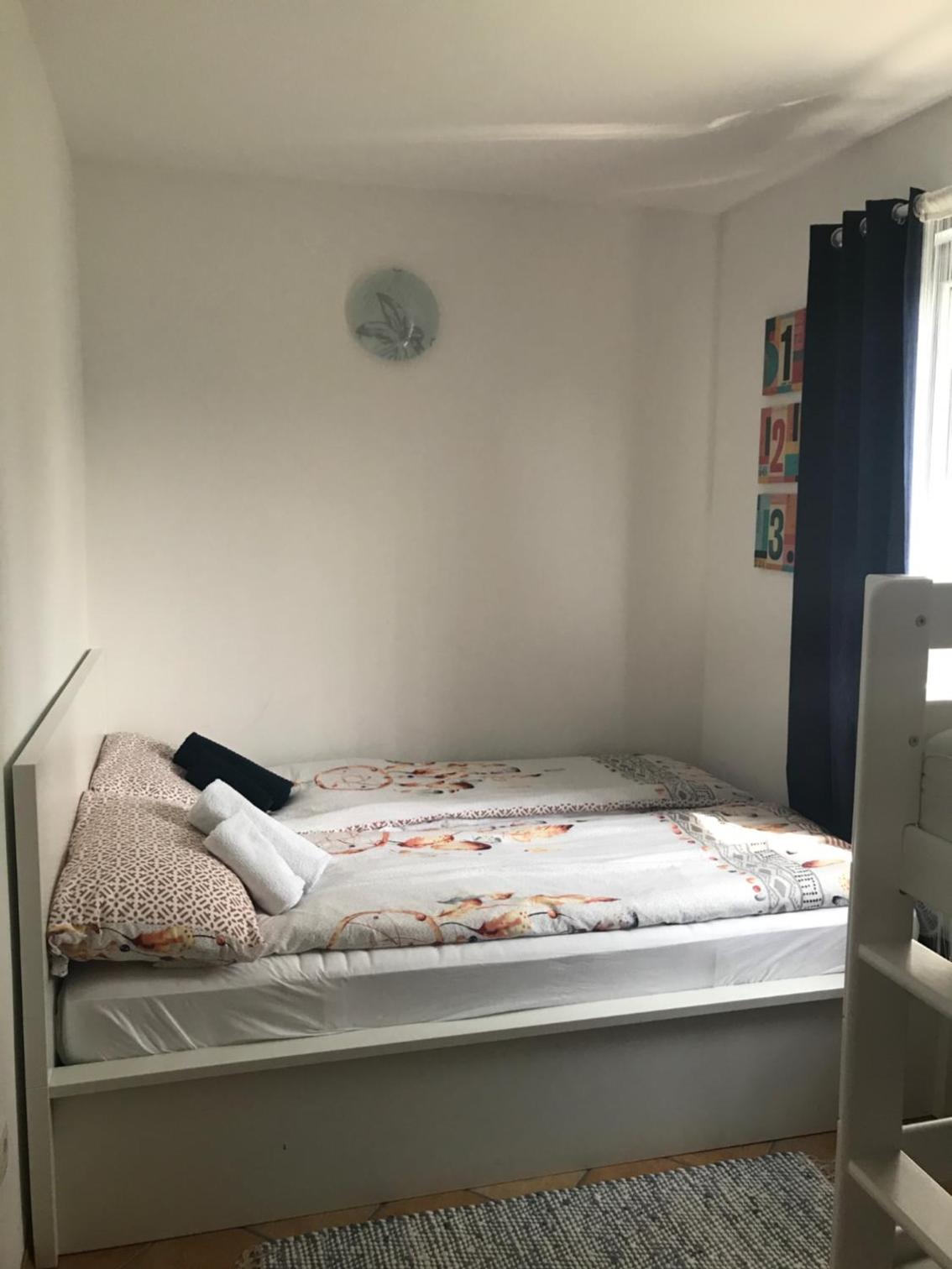 Two-Bedroom House photo 3