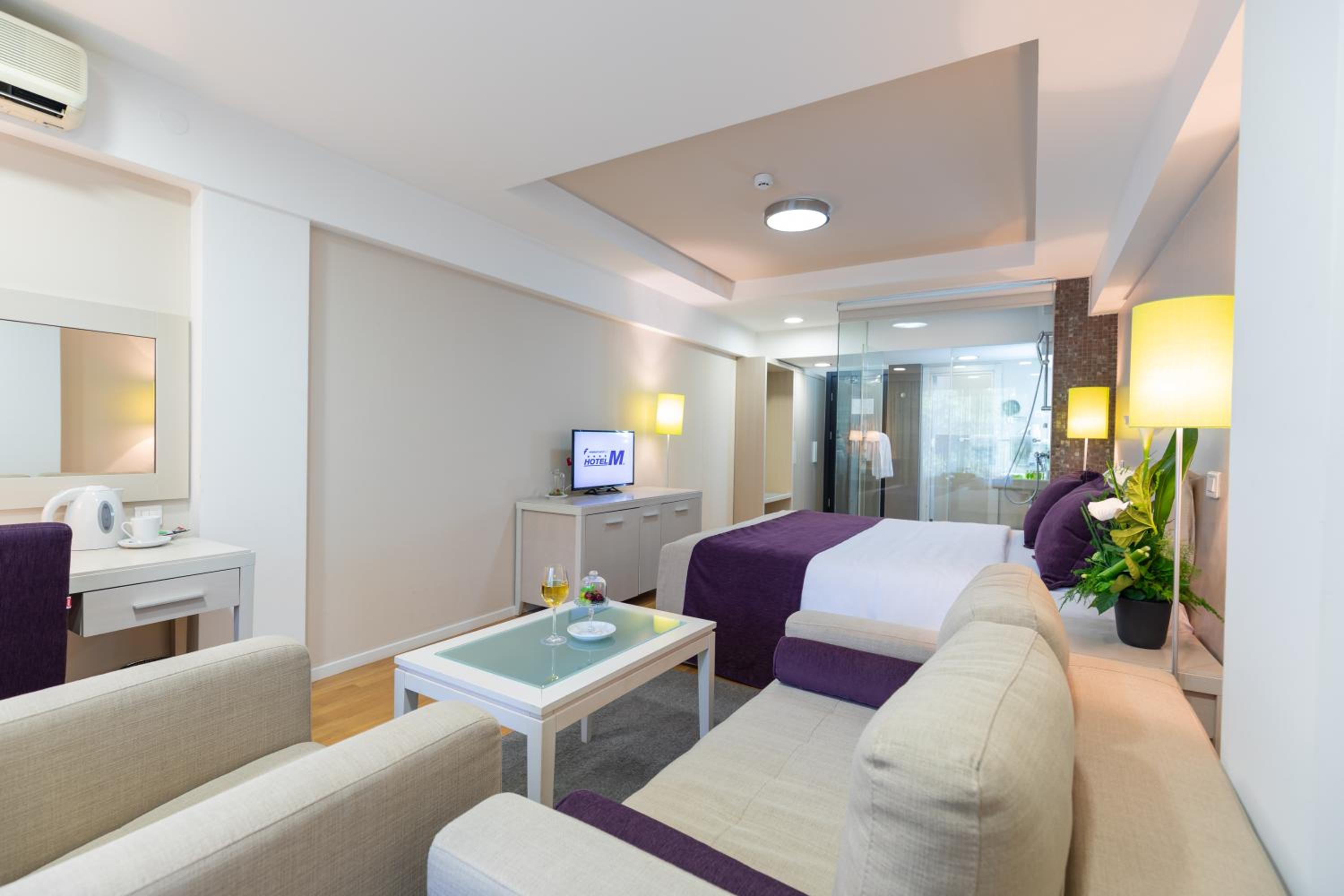 Premium Double Room - Photo 7