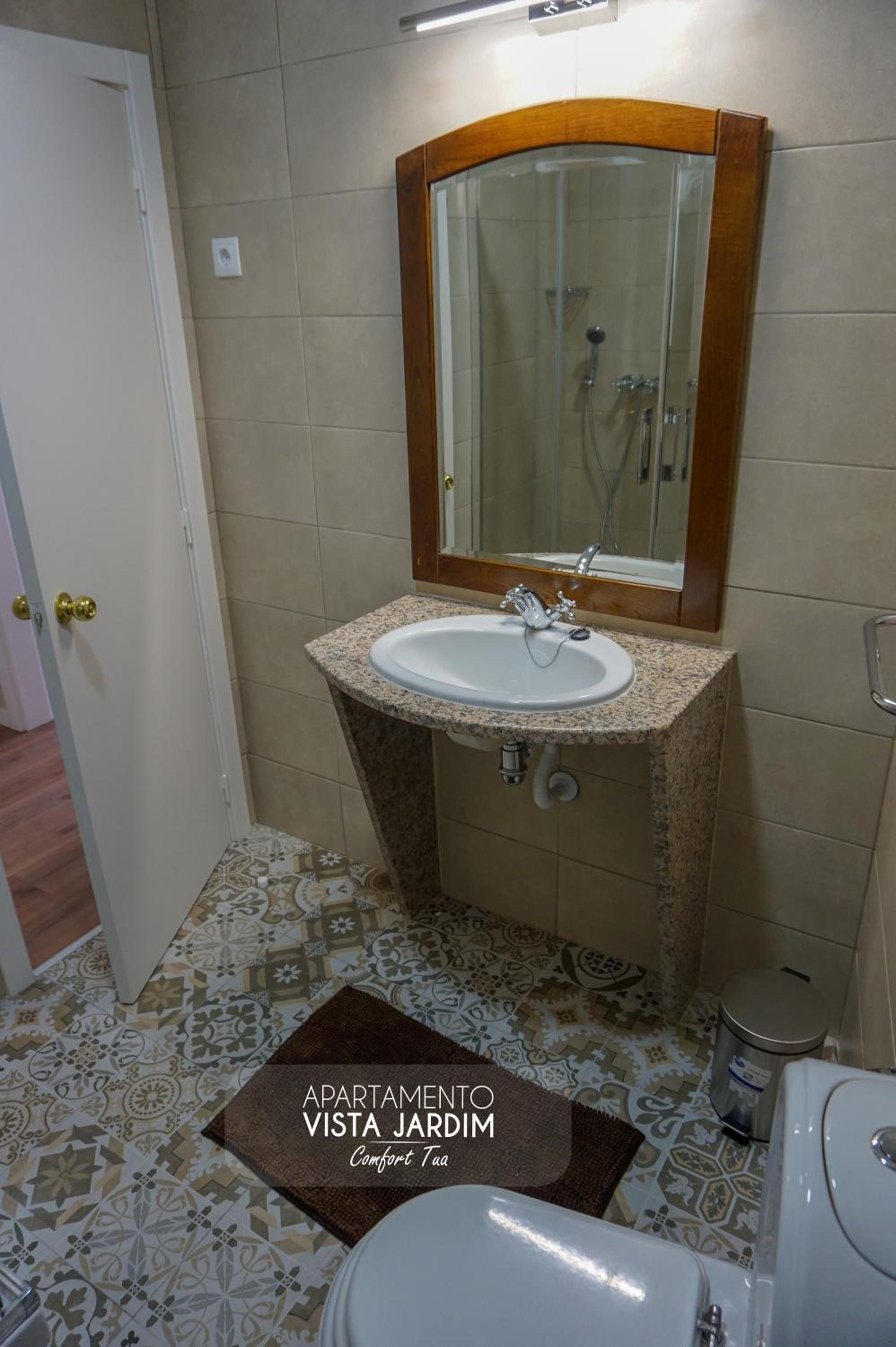 Apartment with Garden View - Photo 21